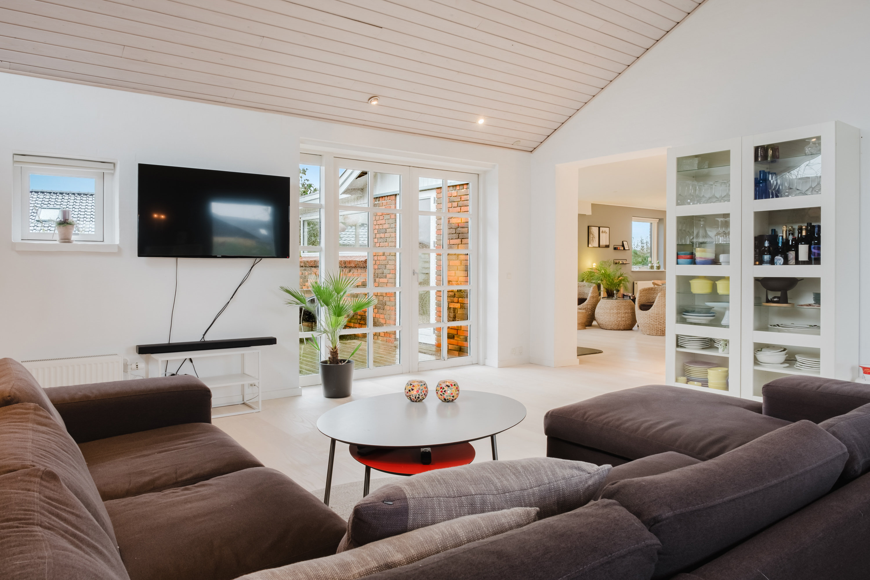 Fremhævet stue billede i fuldskærmstilstand. Billede af H C Lumbyes Vej 53, Strib, 5500 Middelfart