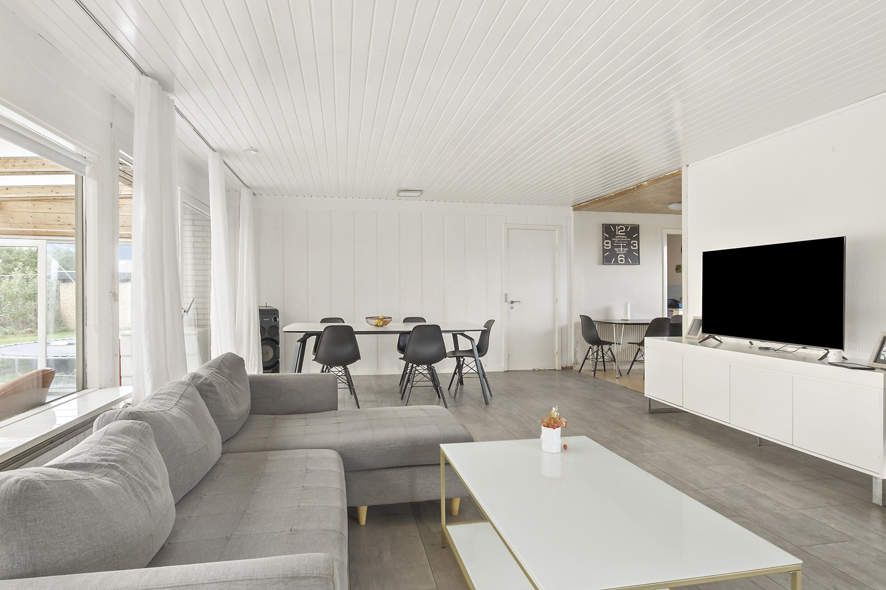 Fremhævet stue billede i fuldskærmstilstand. Billede af Bøgevej 12, Nørhalne, 9430 Vadum