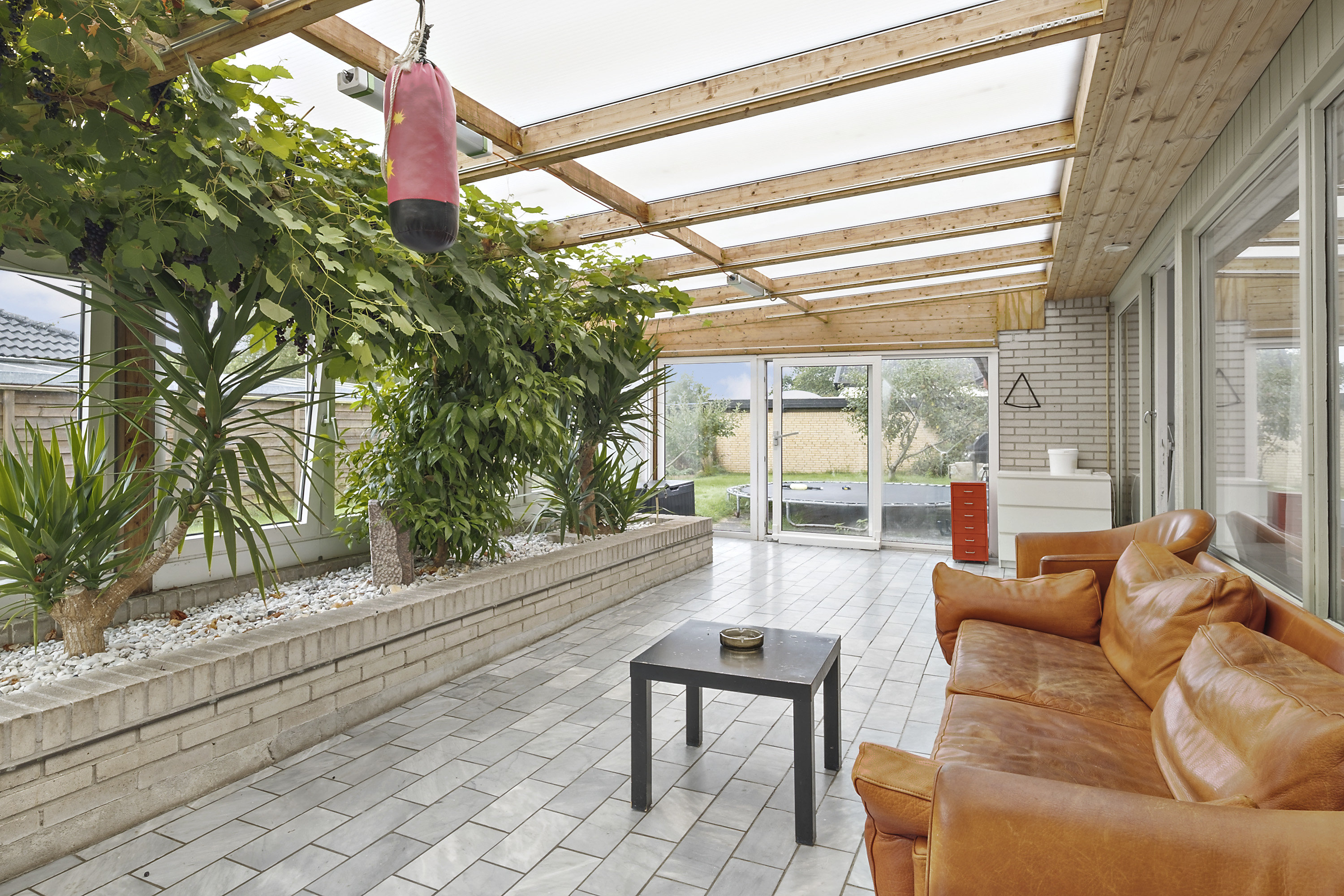 Fremhævet udestue billede i fuldskærmstilstand. Billede af Bøgevej 12, Nørhalne, 9430 Vadum