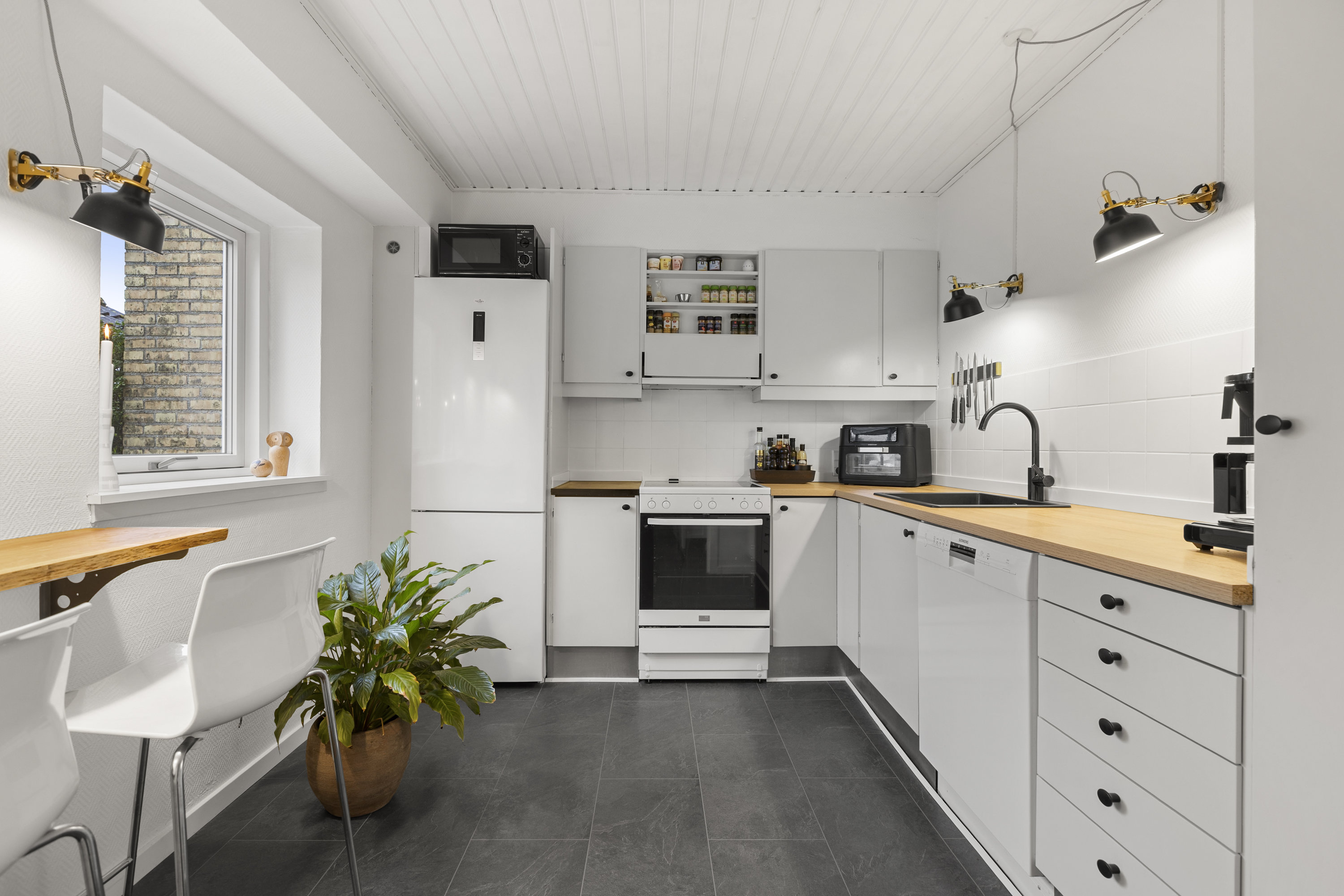 Miniaturebillede 1: køkken. Billede af Benløse Skel 4D, Benløse, 4100 Ringsted