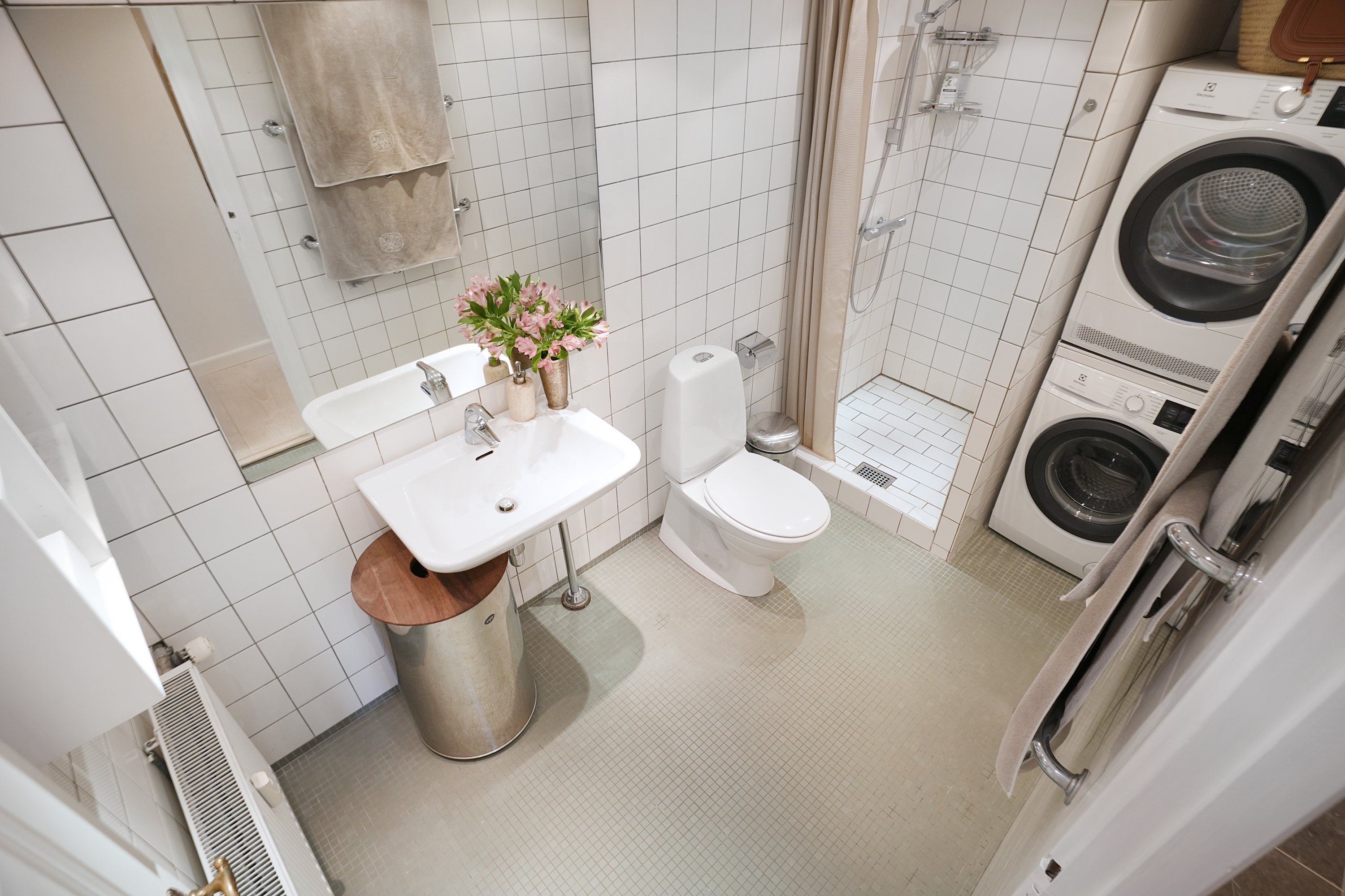 Fremhævet badeværelse billede i fuldskærmstilstand. Billede af Store Kongensgade 67A, 4. th., 1264 København K