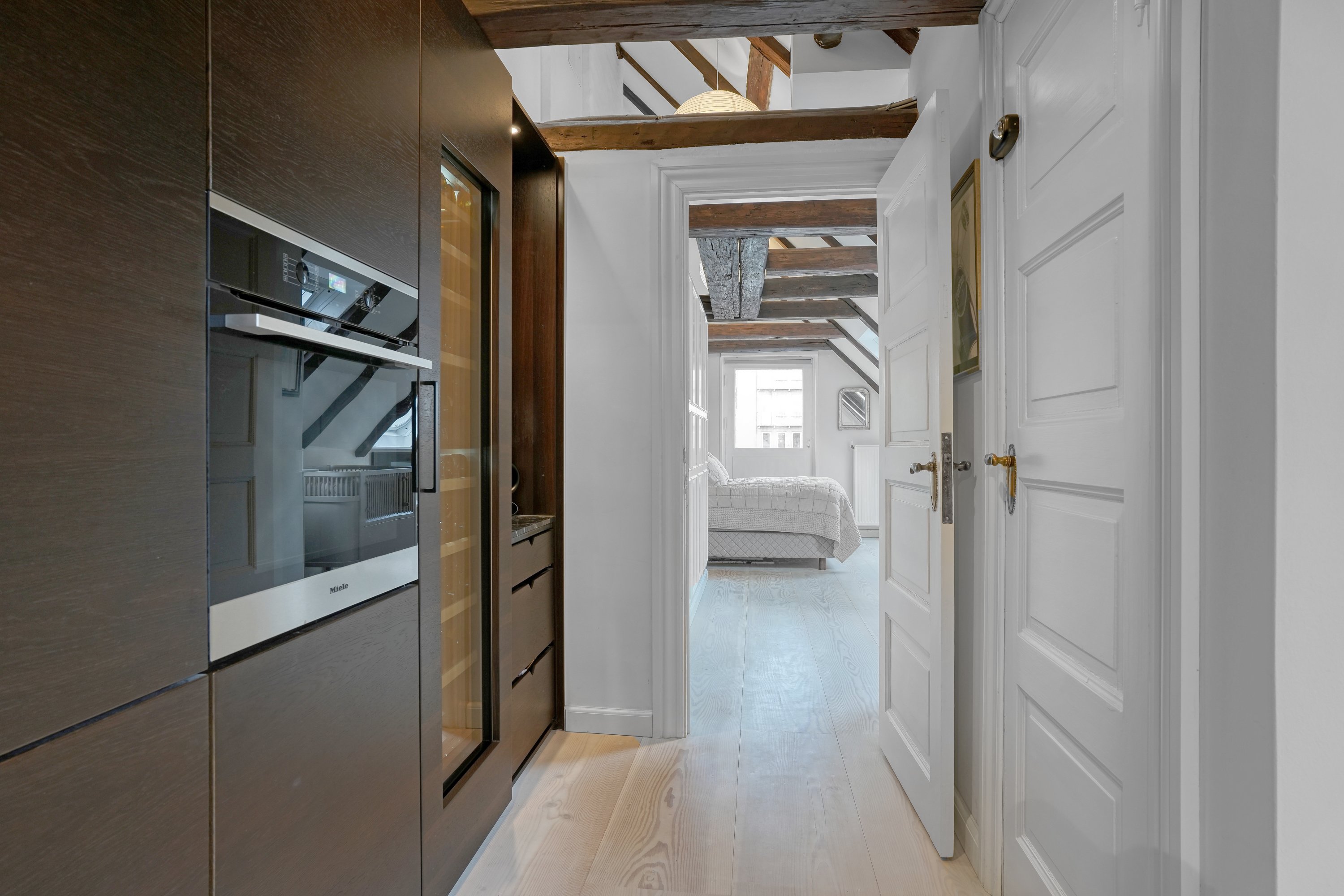 Fremhævet køkken billede i fuldskærmstilstand. Billede af Store Kongensgade 67A, 4. th., 1264 København K