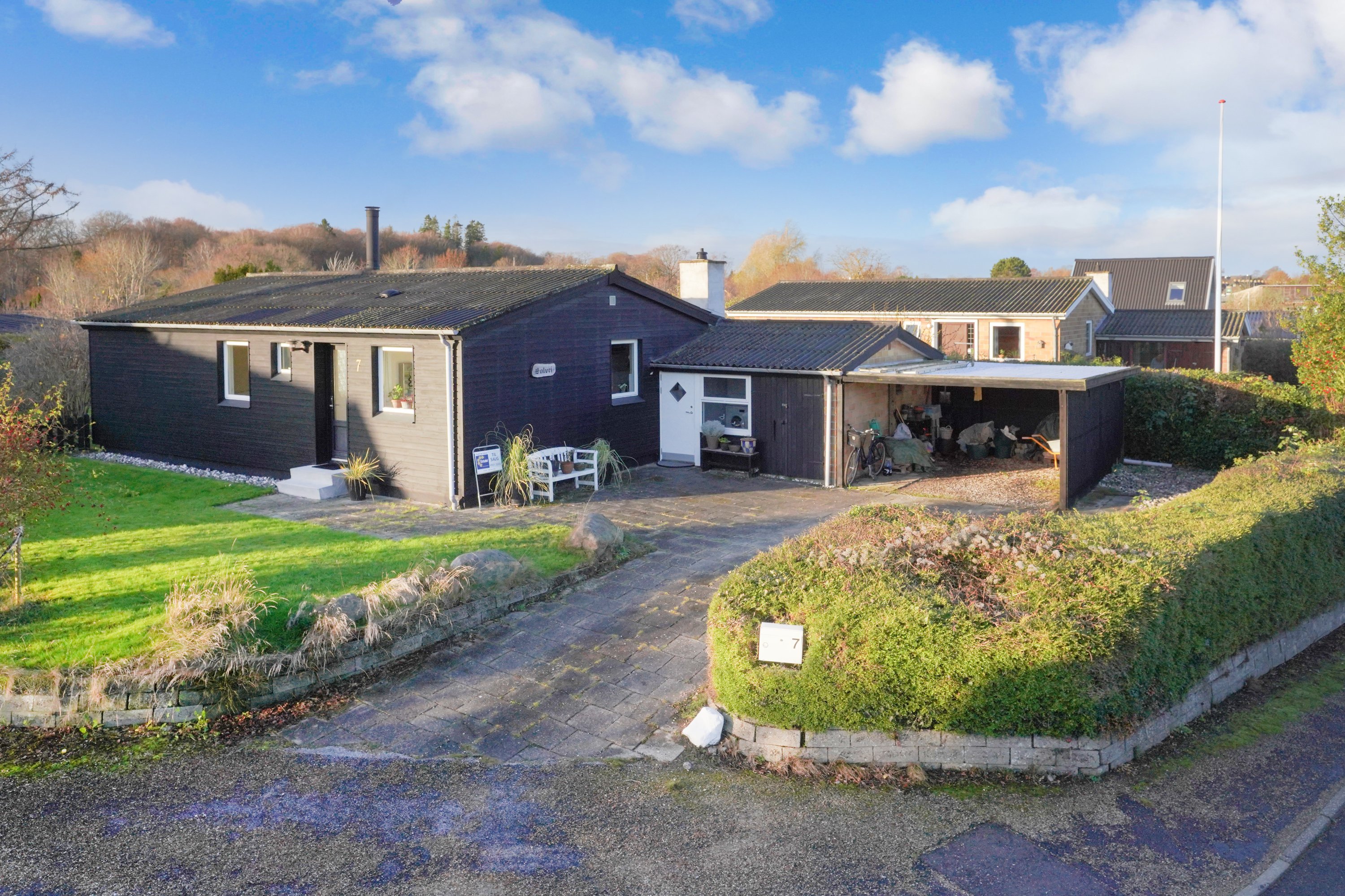 Fremhævet ejendommen billede i fuldskærmstilstand. Billede af Teglværksvej 7, 3140 Ålsgårde