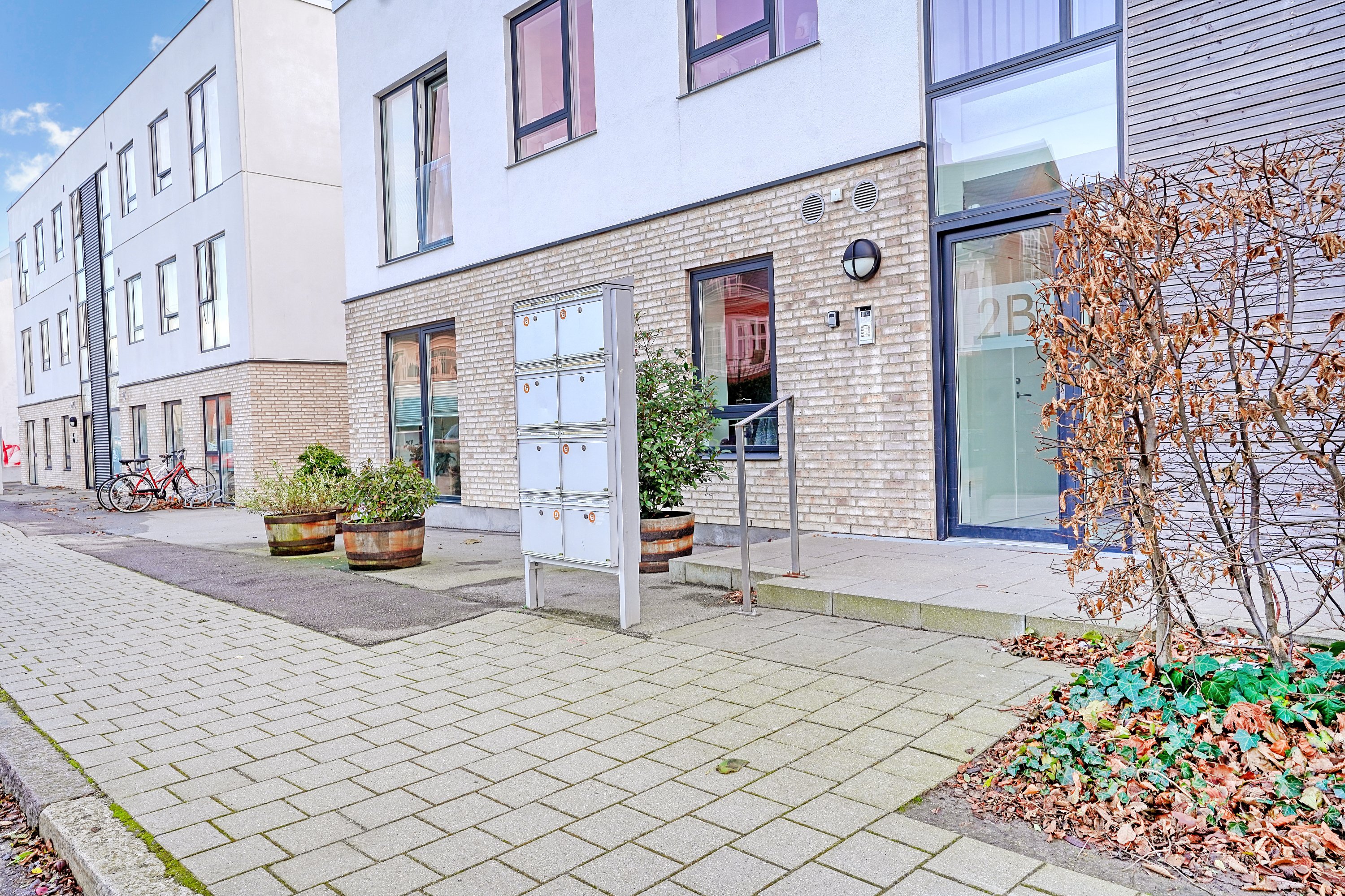 Fremhævet ejendommen billede i fuldskærmstilstand. Billede af Badevej 2B, st.. mf., 3000 Helsingør