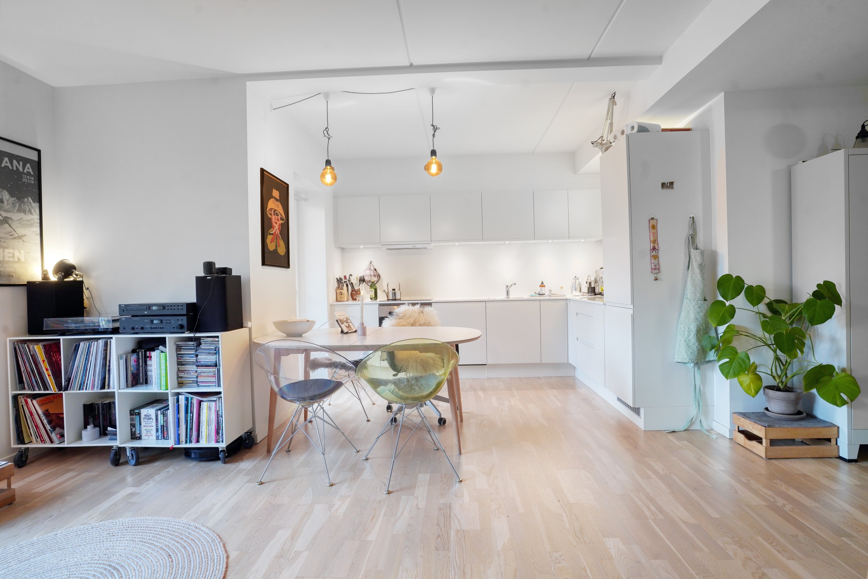 Fremhævet køkken billede i fuldskærmstilstand. Billede af Badevej 2B, st.. mf., 3000 Helsingør