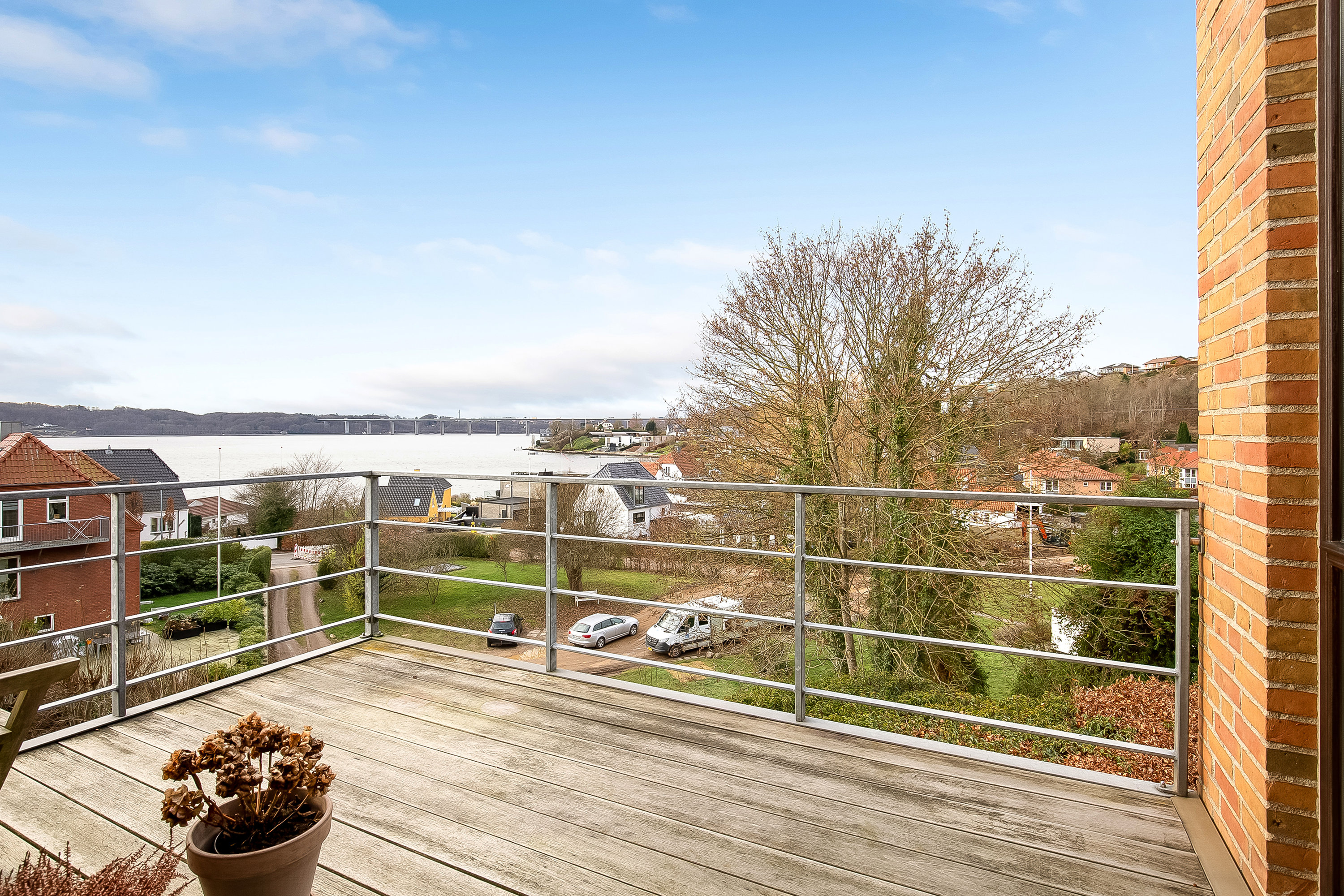 Miniaturebillede 1: altan. Billede af Krintelsvej 8, 7120 Vejle Øst