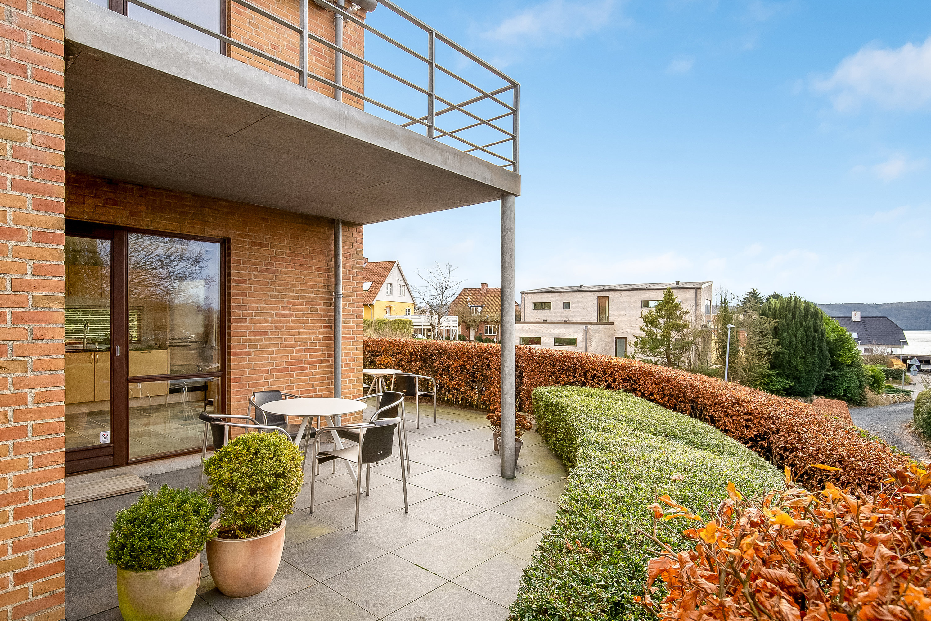 Fremhævet terrasse billede i fuldskærmstilstand. Billede af Krintelsvej 8, 7120 Vejle Øst