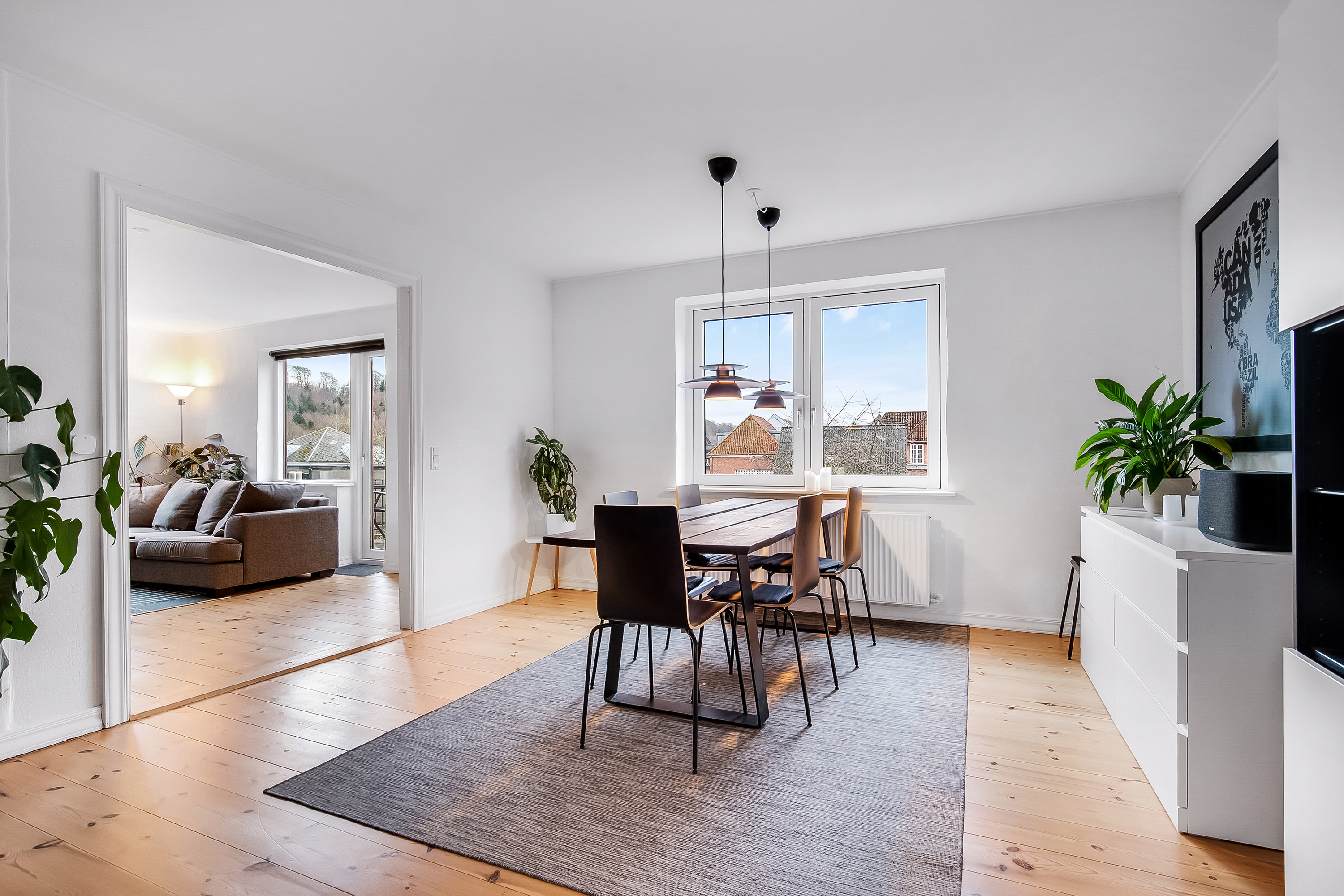 Fremhævet stue billede i fuldskærmstilstand. Billede af Hostrupsvej 1, 1., 7100 Vejle