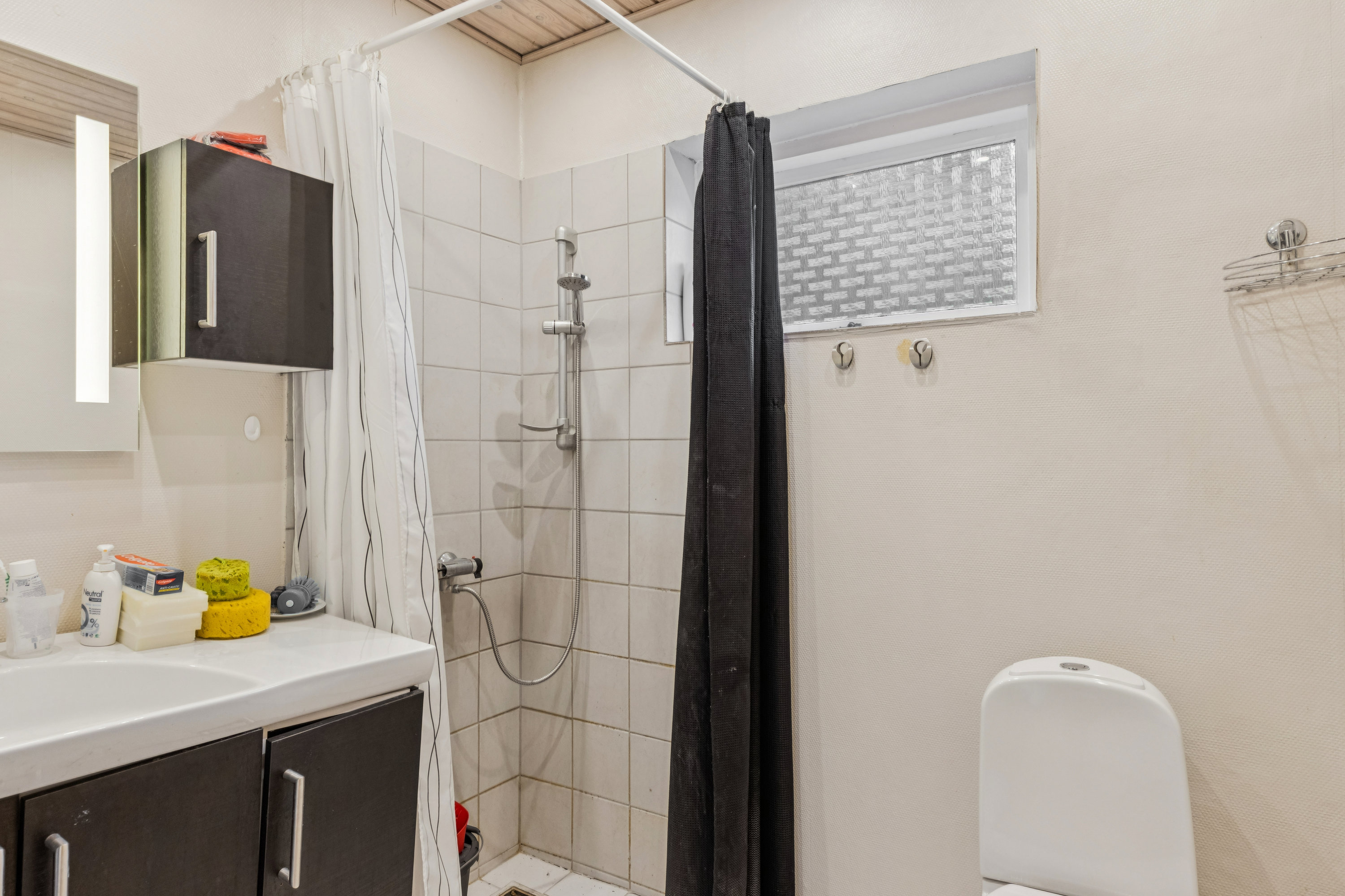 Fremhævet badeværelse billede i fuldskærmstilstand. Billede af Sundgade 39A, 6320 Egernsund