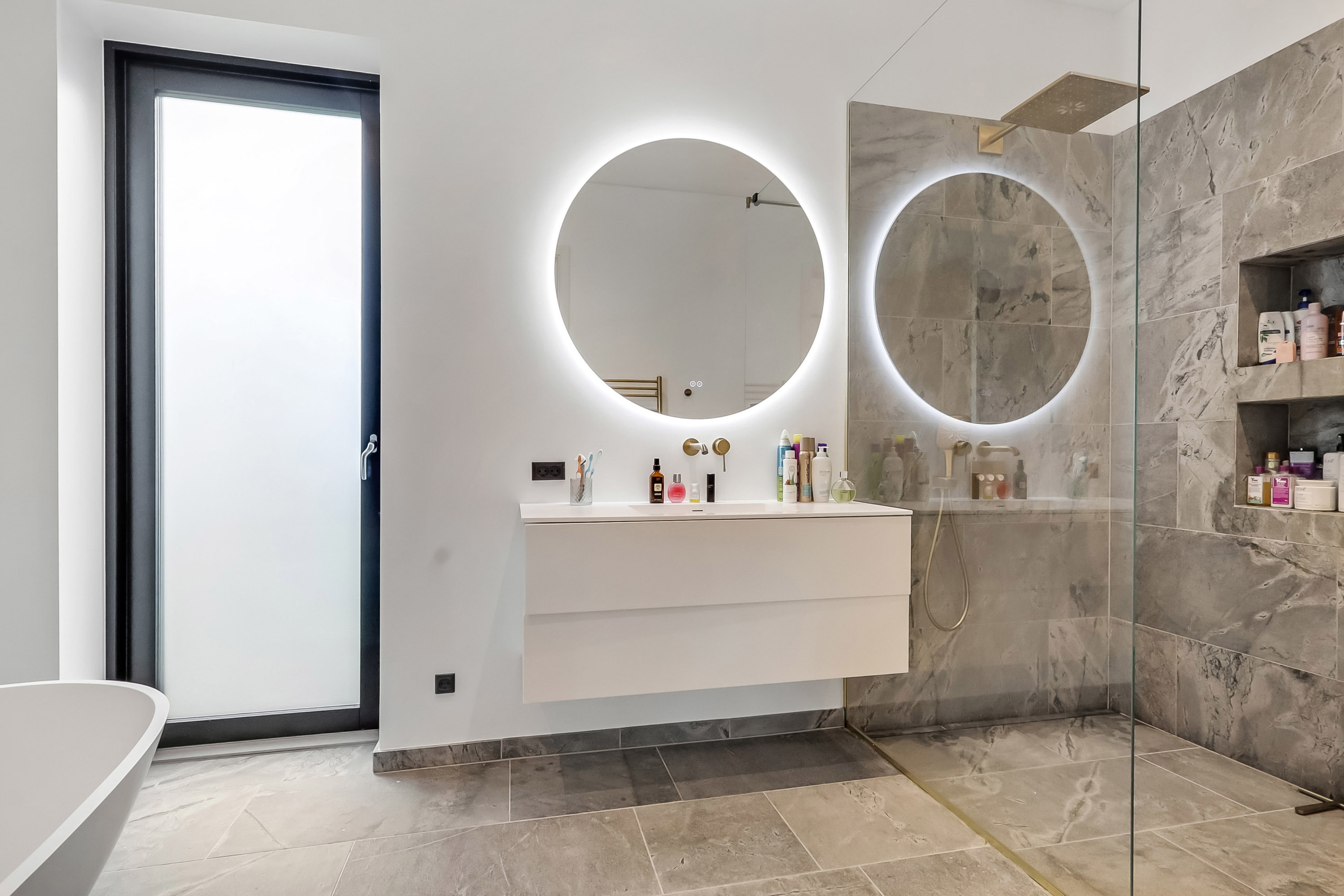 Fremhævet badeværelse billede i fuldskærmstilstand. Billede af Vestergårds Allé 40, 5881 Skårup Fyn