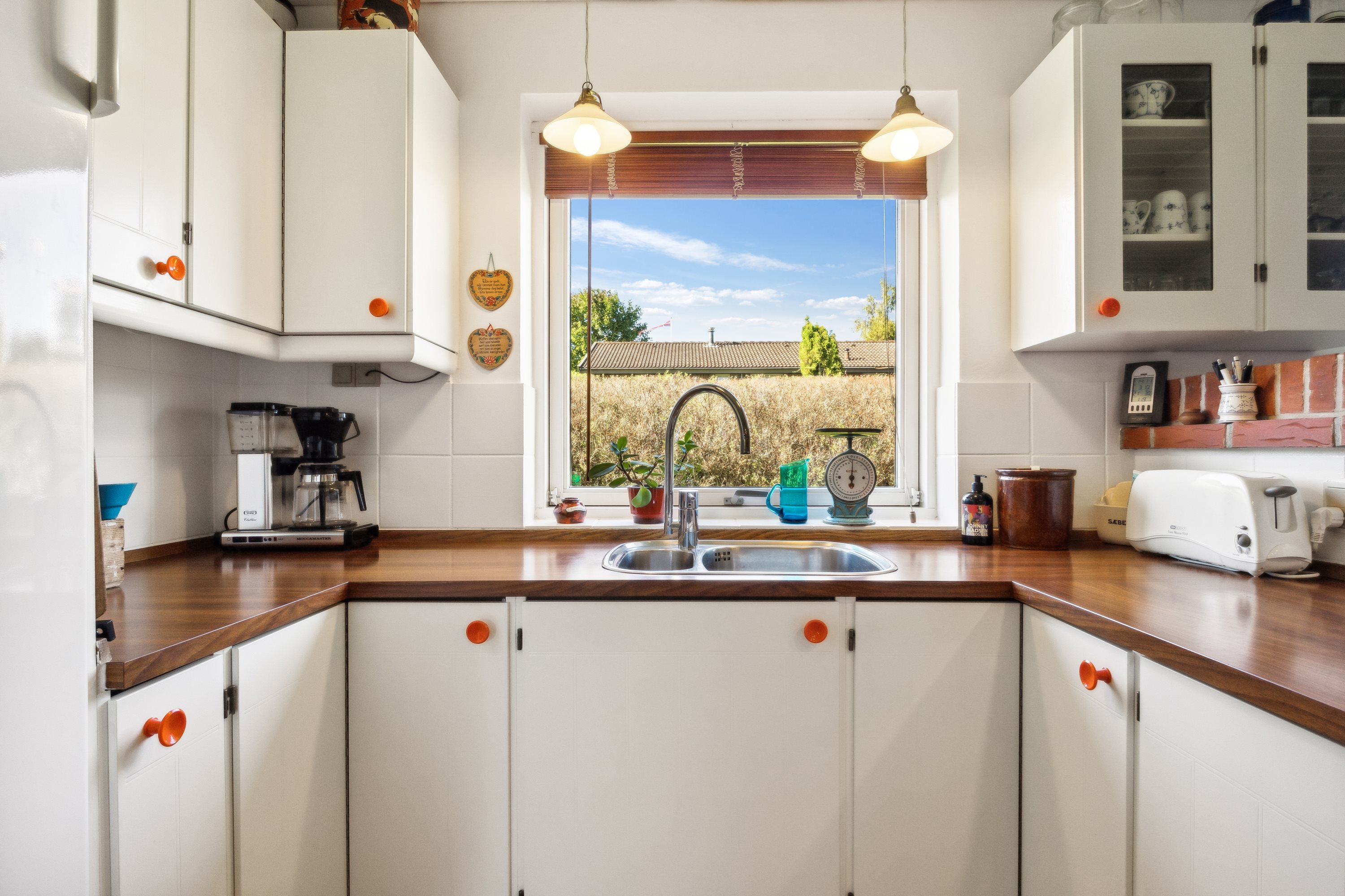 Fremhævet køkken billede i fuldskærmstilstand. Billede af Tjørnebakken 8, 4291 Ruds Vedby