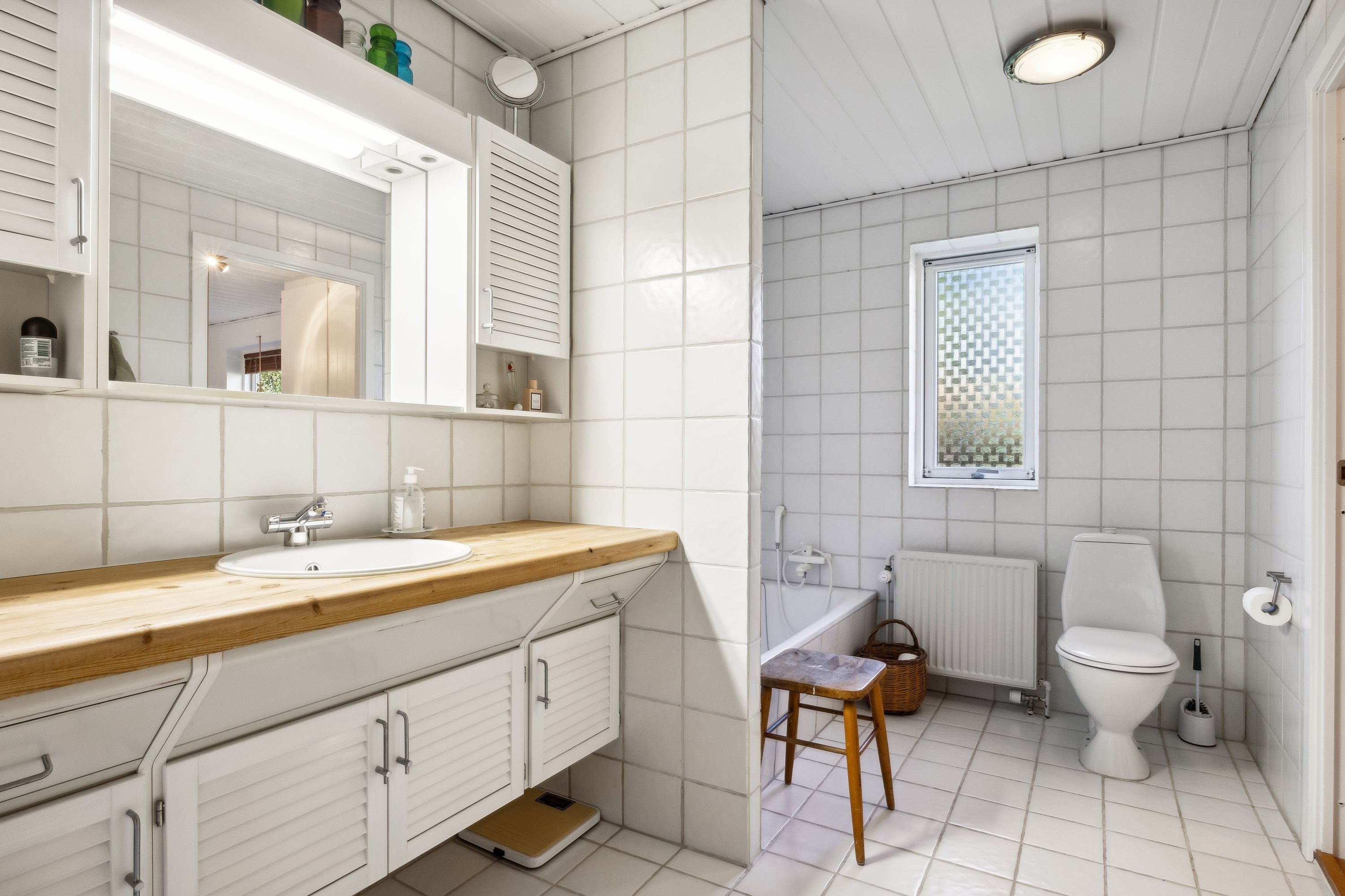 Miniaturebillede 2: badeværelse. Billede af Tjørnebakken 8, 4291 Ruds Vedby