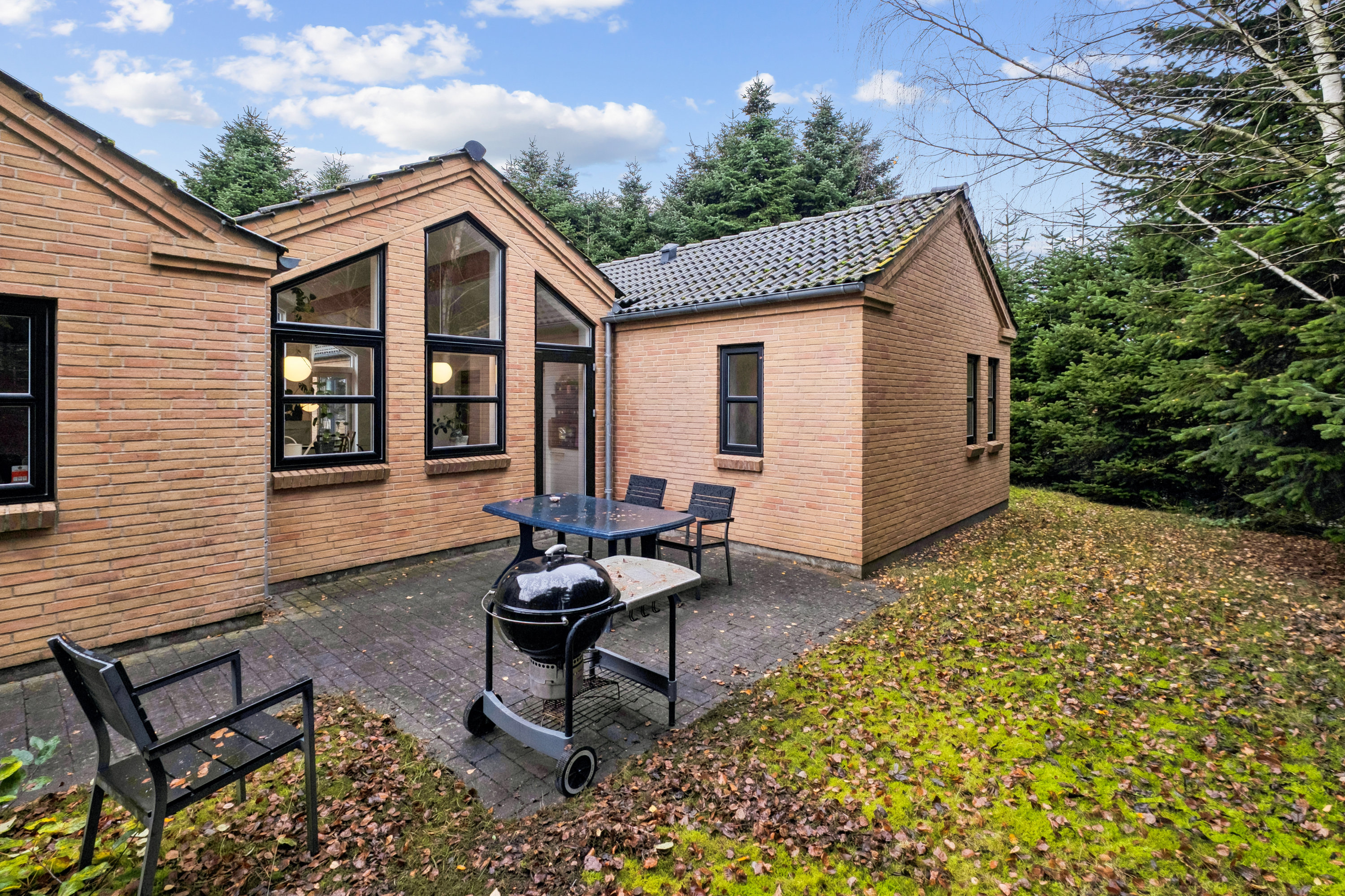 Fremhævet terrasse billede i fuldskærmstilstand. Billede af Granhøjen 3, 8752 Østbirk