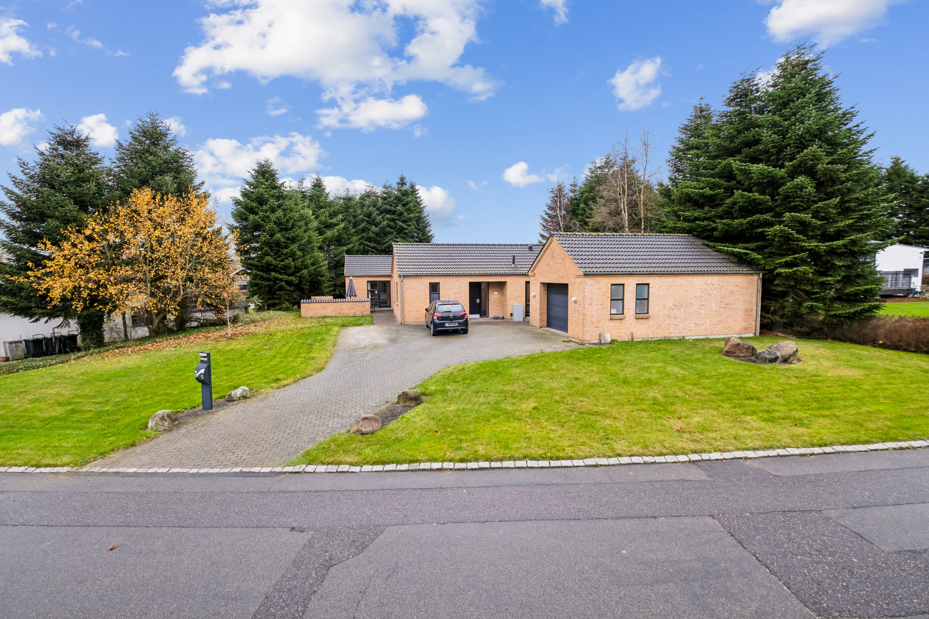 Miniaturebillede 1: ejendommen. Billede af Granhøjen 3, 8752 Østbirk