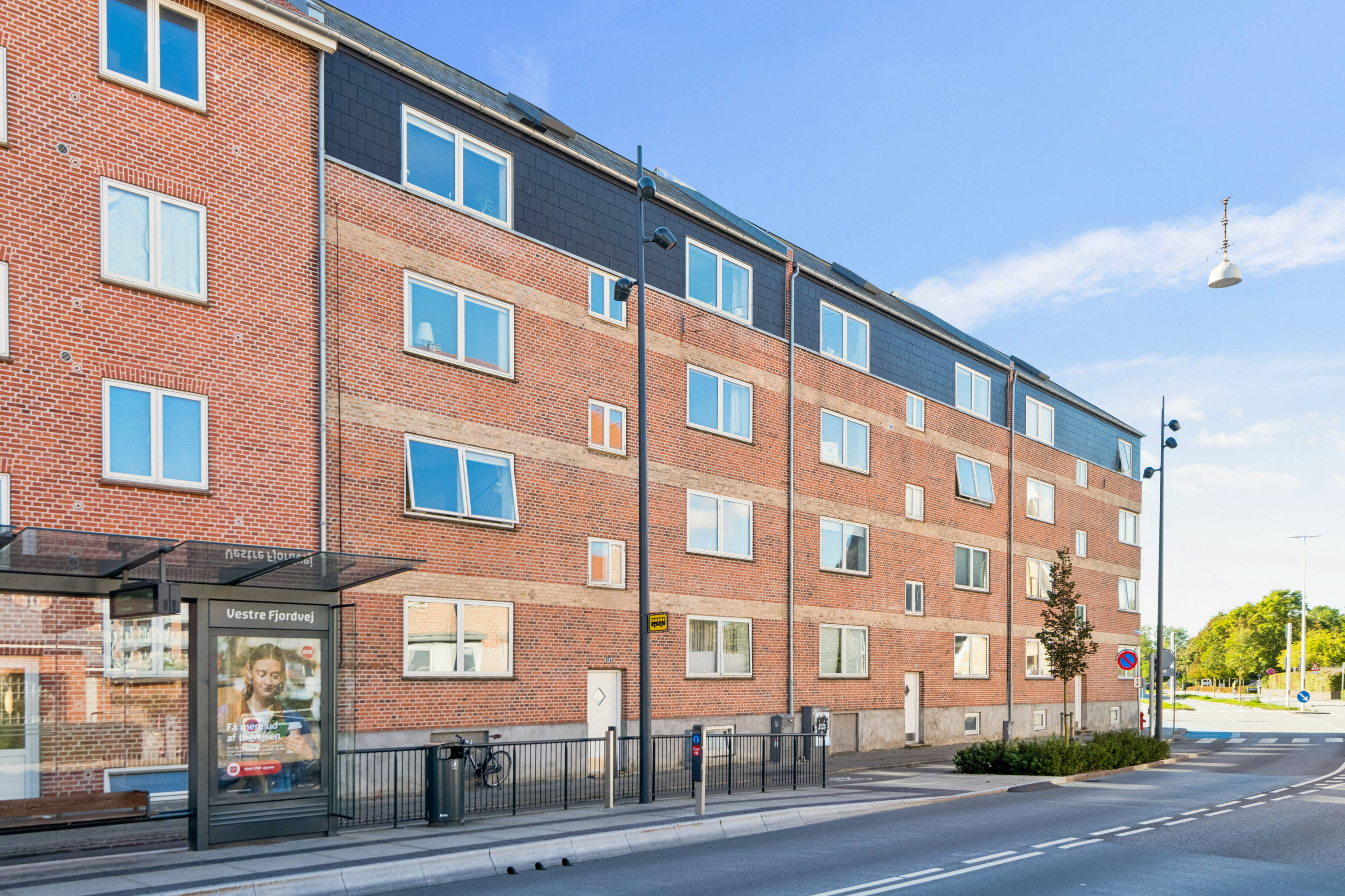 Fremhævet  billede i fuldskærmstilstand. Billede af Kastetvej 129, 1. tv., 9000 Aalborg