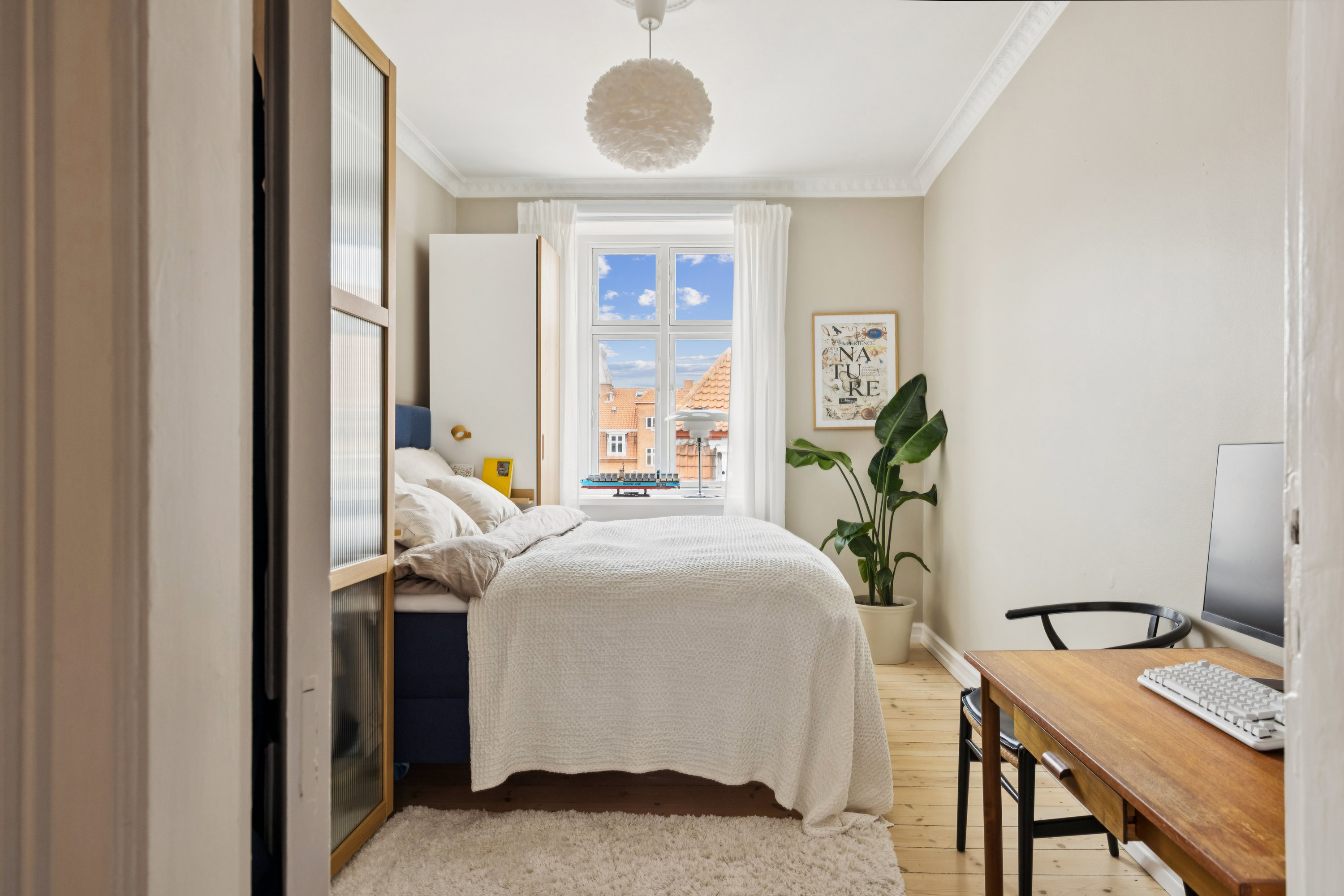 Fremhævet værelse billede i fuldskærmstilstand. Billede af Ejgårdsvej 24, 2. th., 2920 Charlottenlund