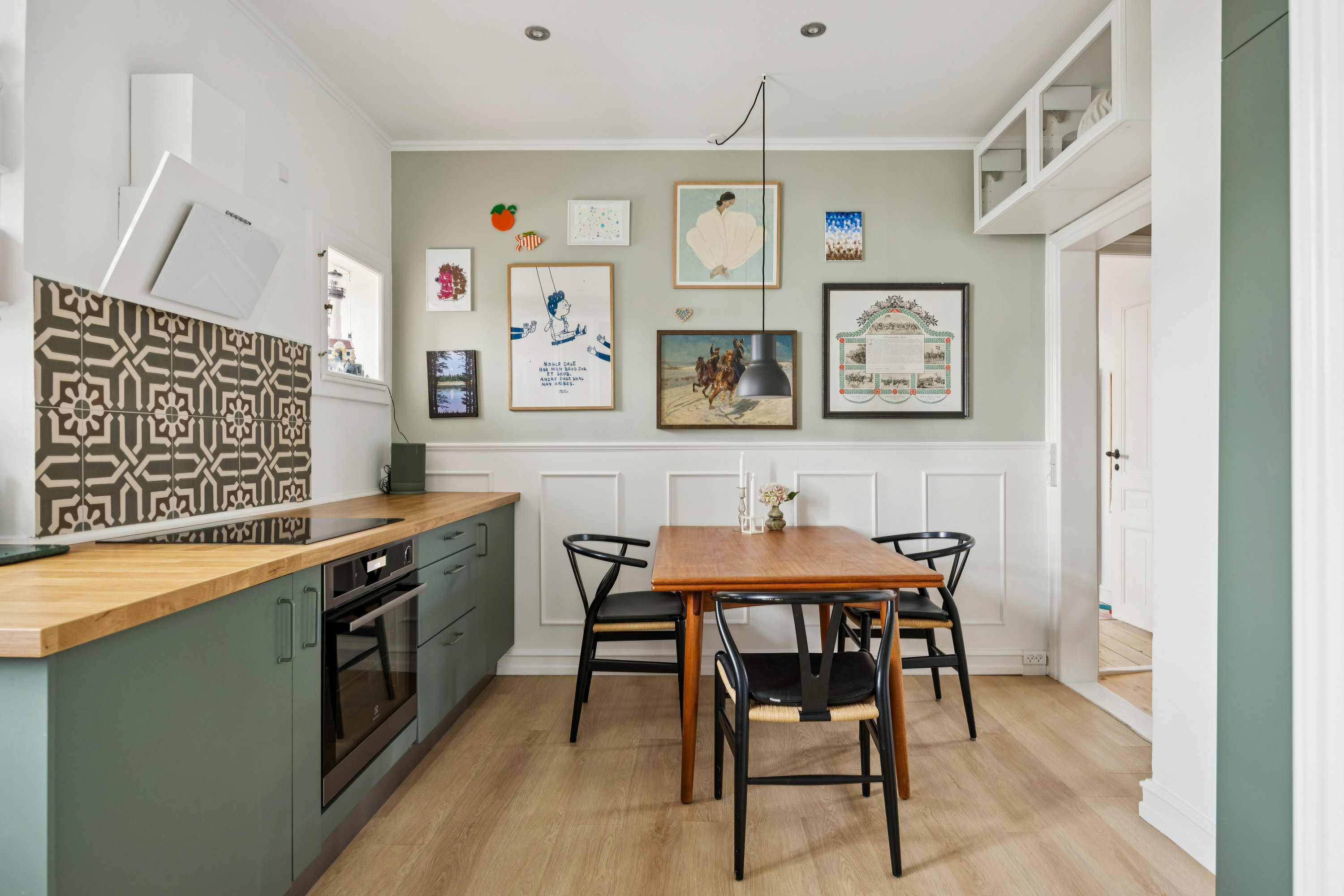 Fremhævet køkken billede i fuldskærmstilstand. Billede af Ejgårdsvej 24, 2. th., 2920 Charlottenlund