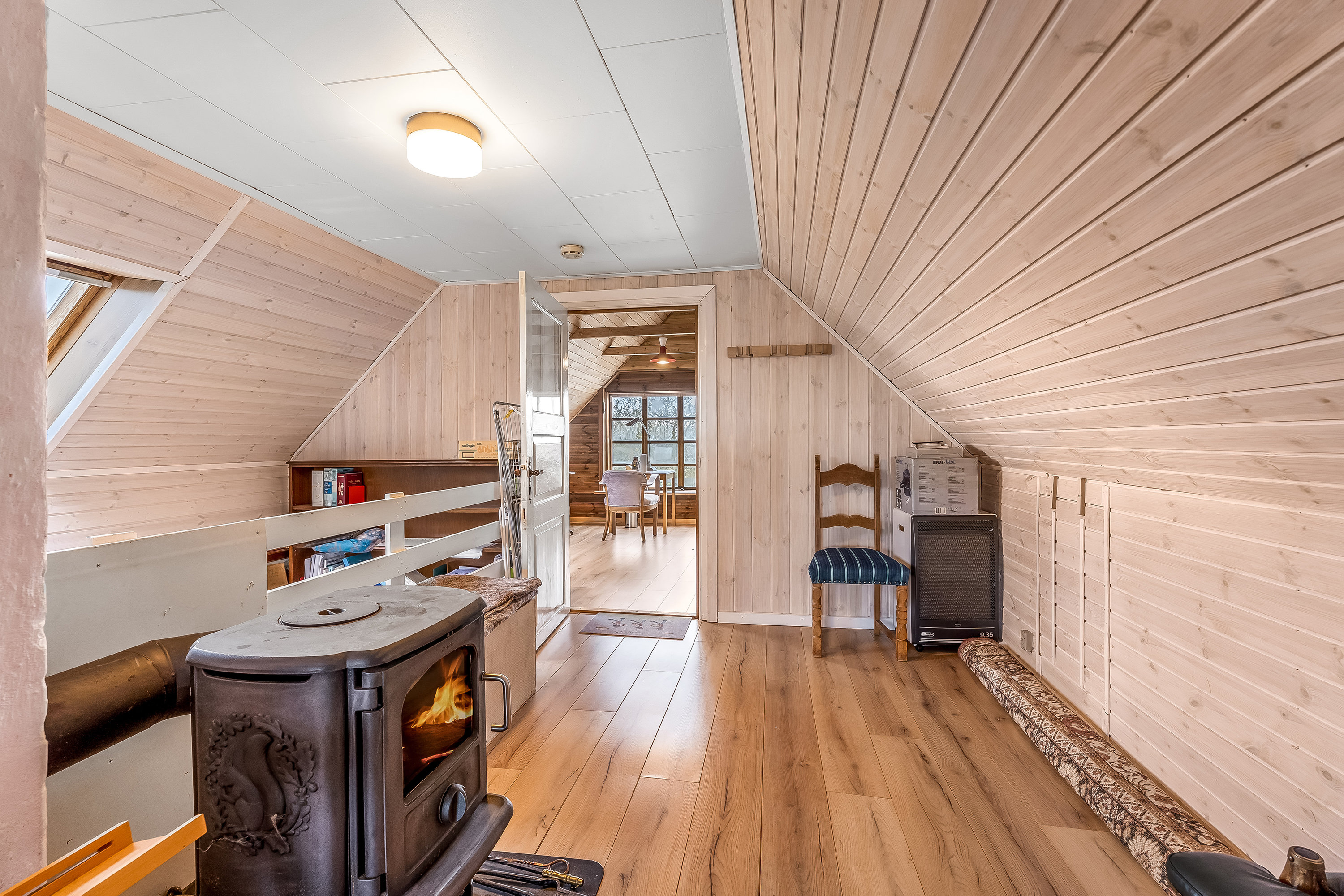 Fremhævet stue billede i fuldskærmstilstand. Billede af Tårsvej 177, 4912 Harpelunde