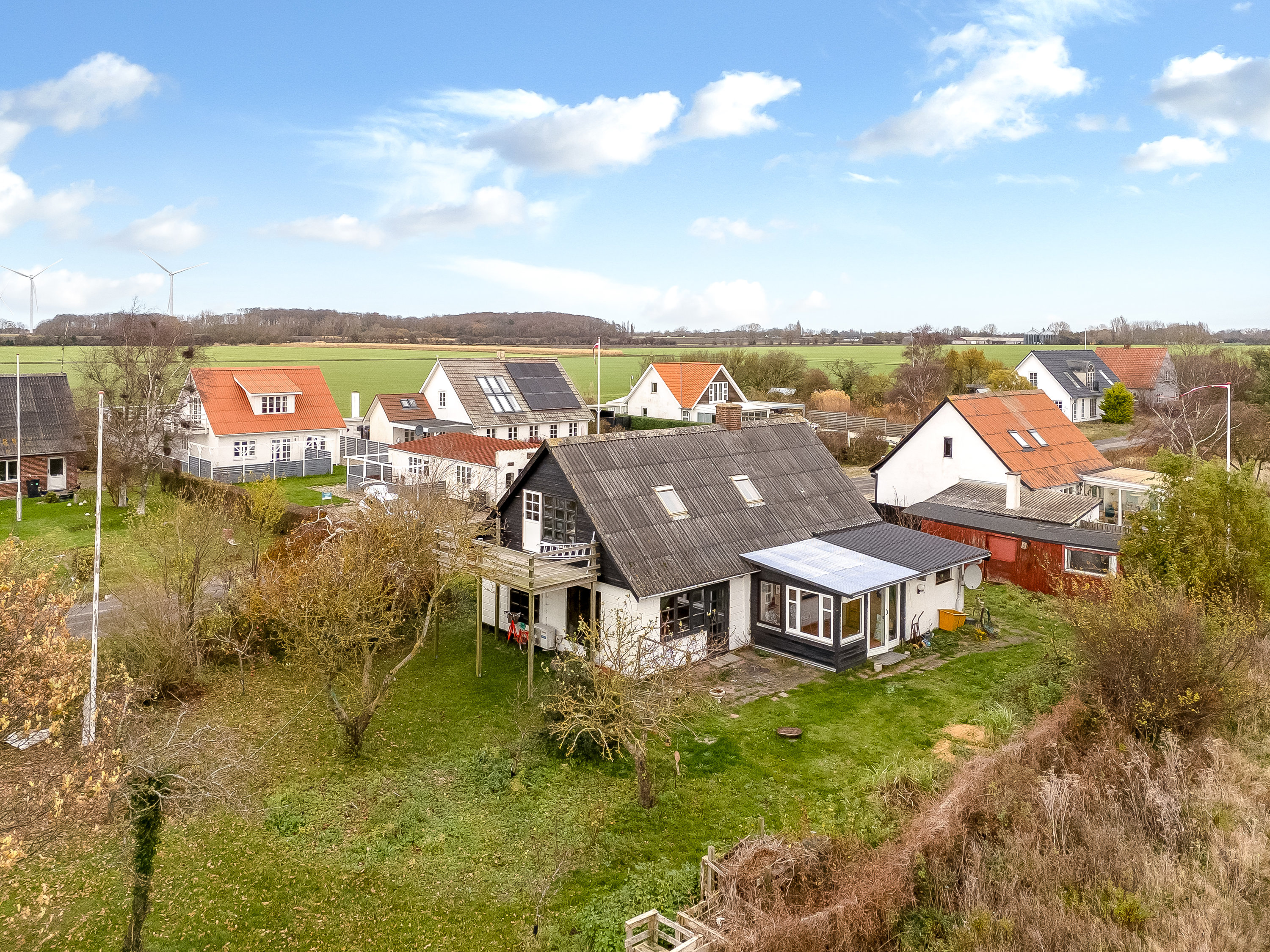 Fremhævet mastefoto billede i fuldskærmstilstand. Billede af Tårsvej 177, 4912 Harpelunde