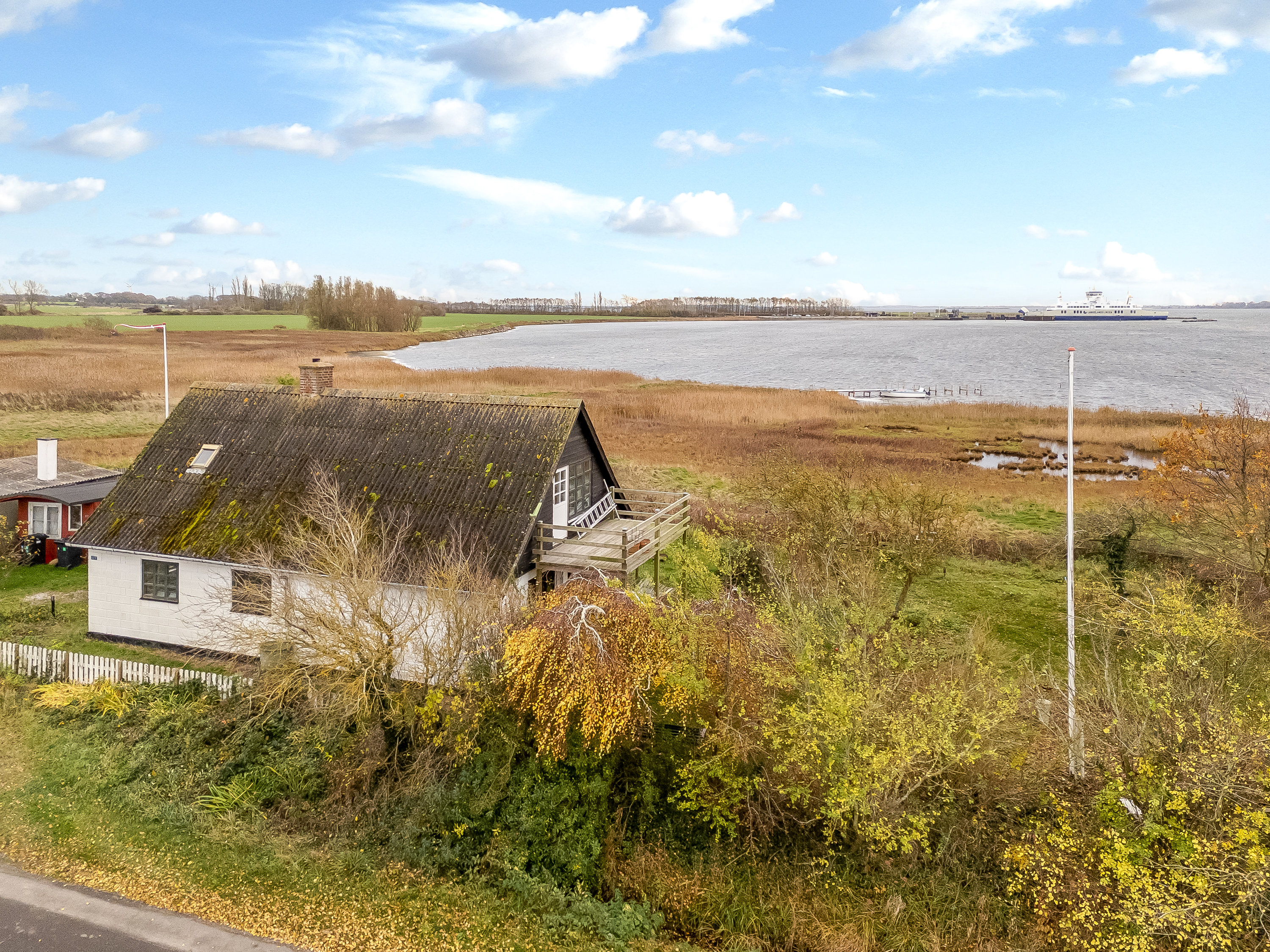 Fremhævet mastefoto billede i fuldskærmstilstand. Billede af Tårsvej 177, 4912 Harpelunde