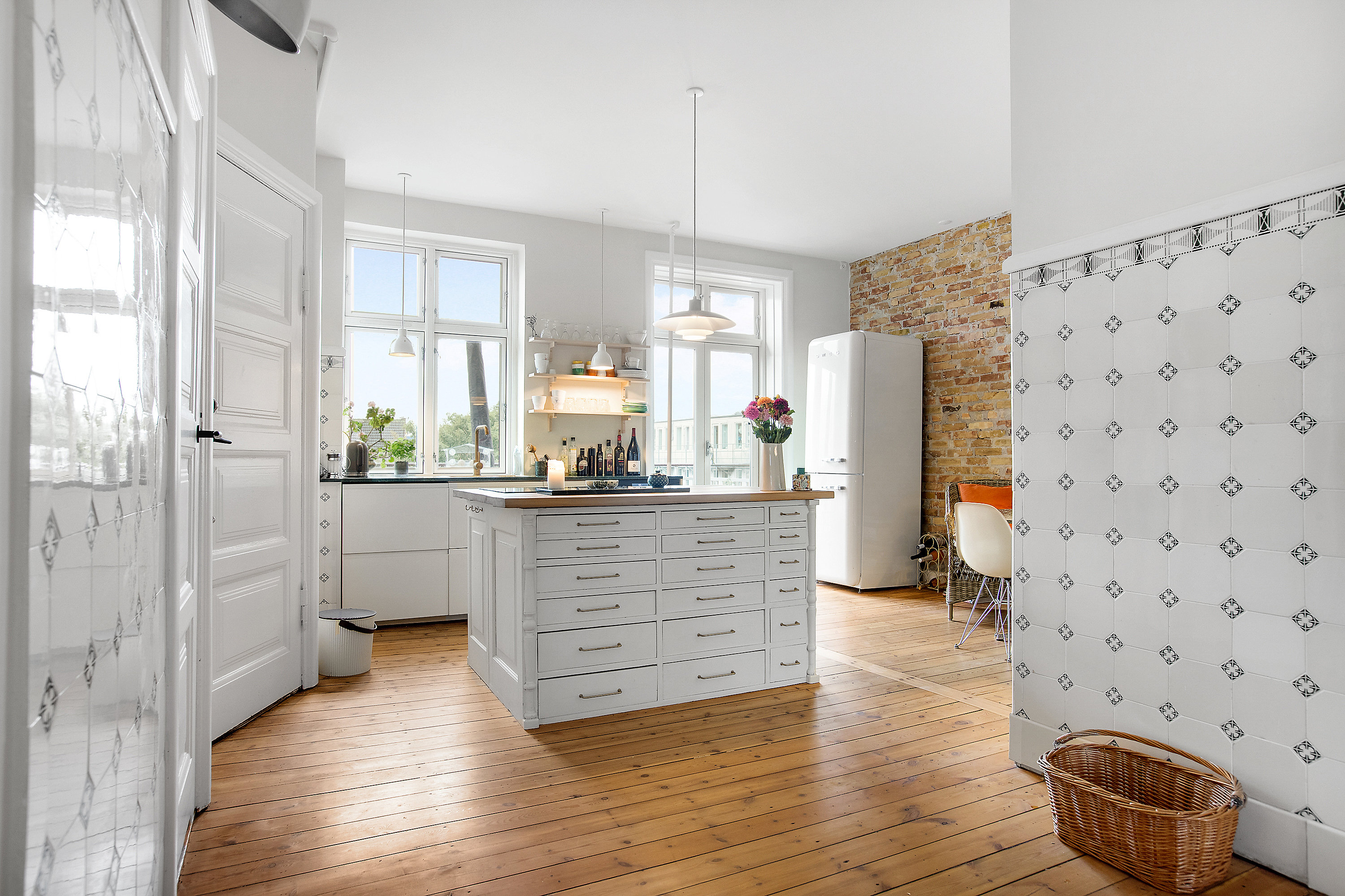 Fremhævet køkken billede i fuldskærmstilstand. Billede af Amagerbrogade 66, 4. th., 2300 København S