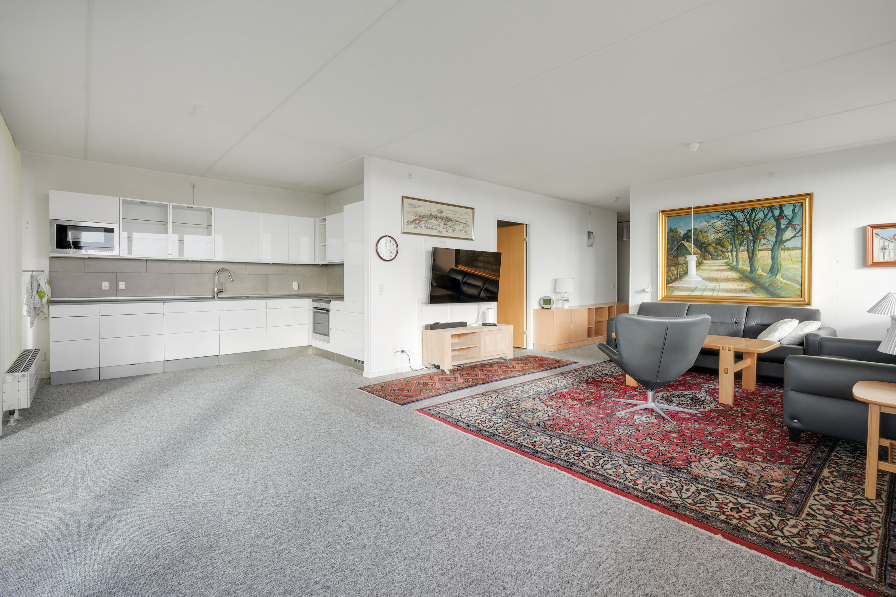 Fremhævet andet billede i fuldskærmstilstand. Billede af Vejlebrovej 115, 8. mf., 2635 Ishøj