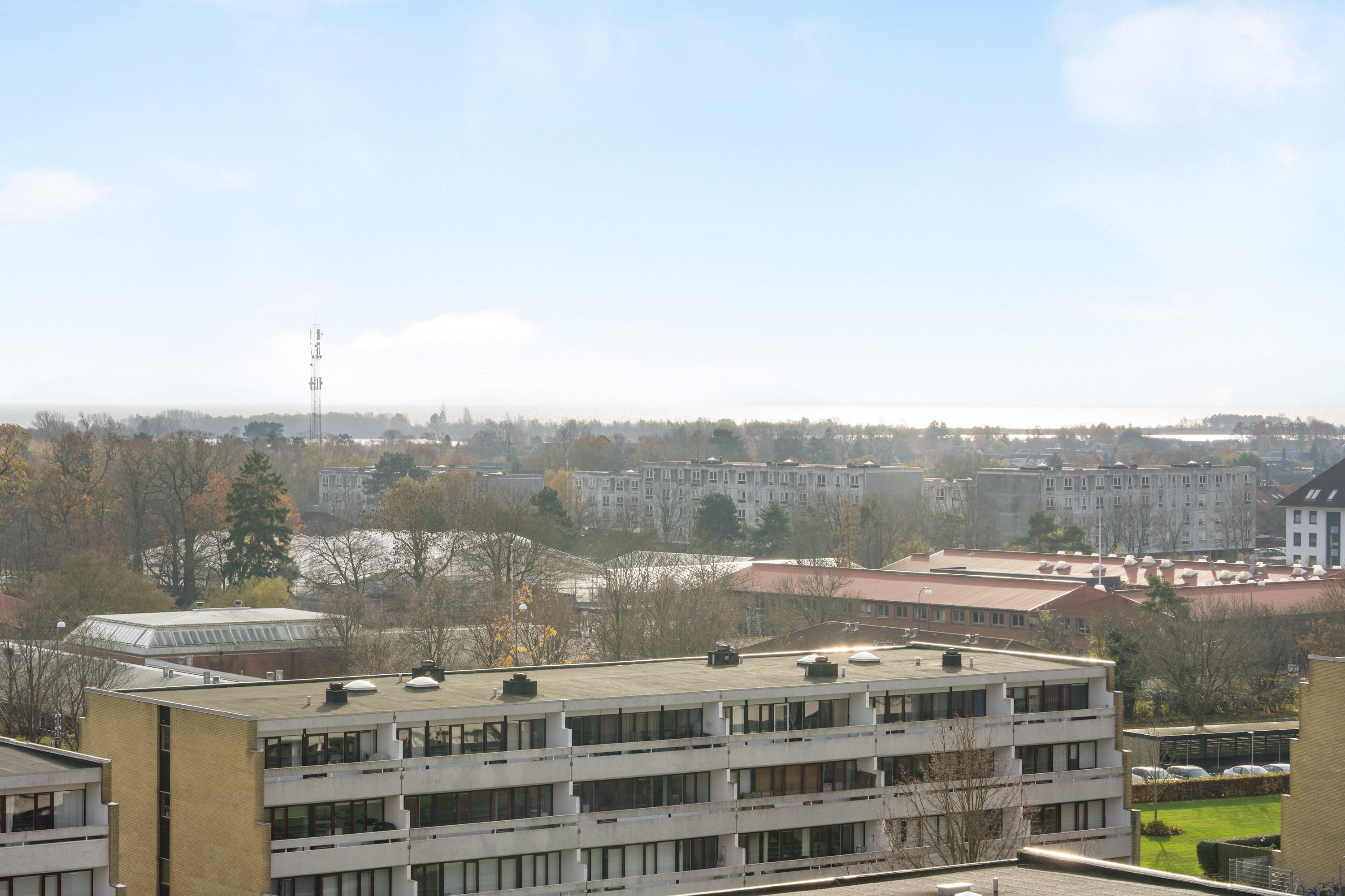 Fremhævet andet billede i fuldskærmstilstand. Billede af Vejlebrovej 115, 8. mf., 2635 Ishøj