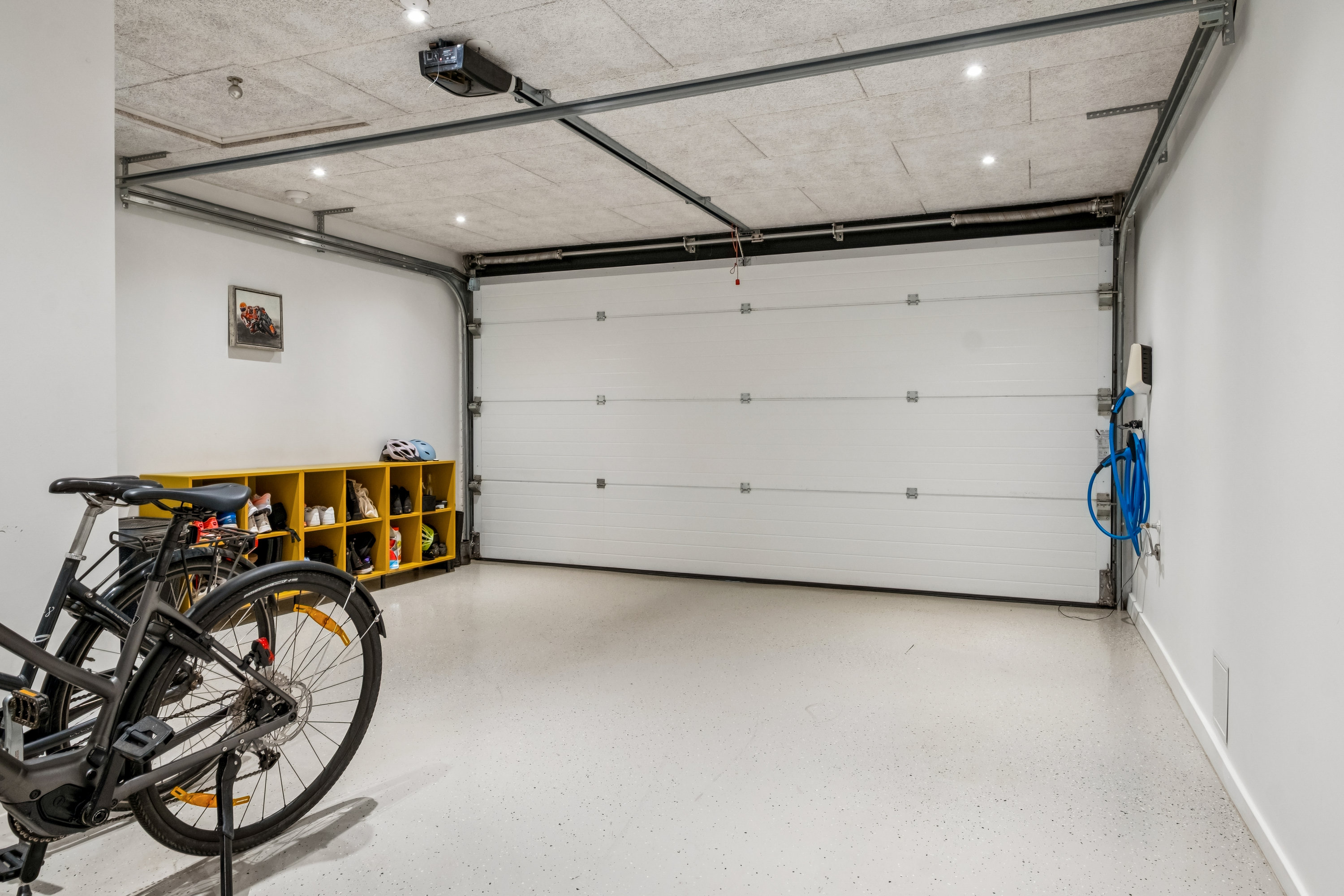 Fremhævet garage billede i fuldskærmstilstand. Billede af Juvelvej 8, Højvangen, 8700 Horsens