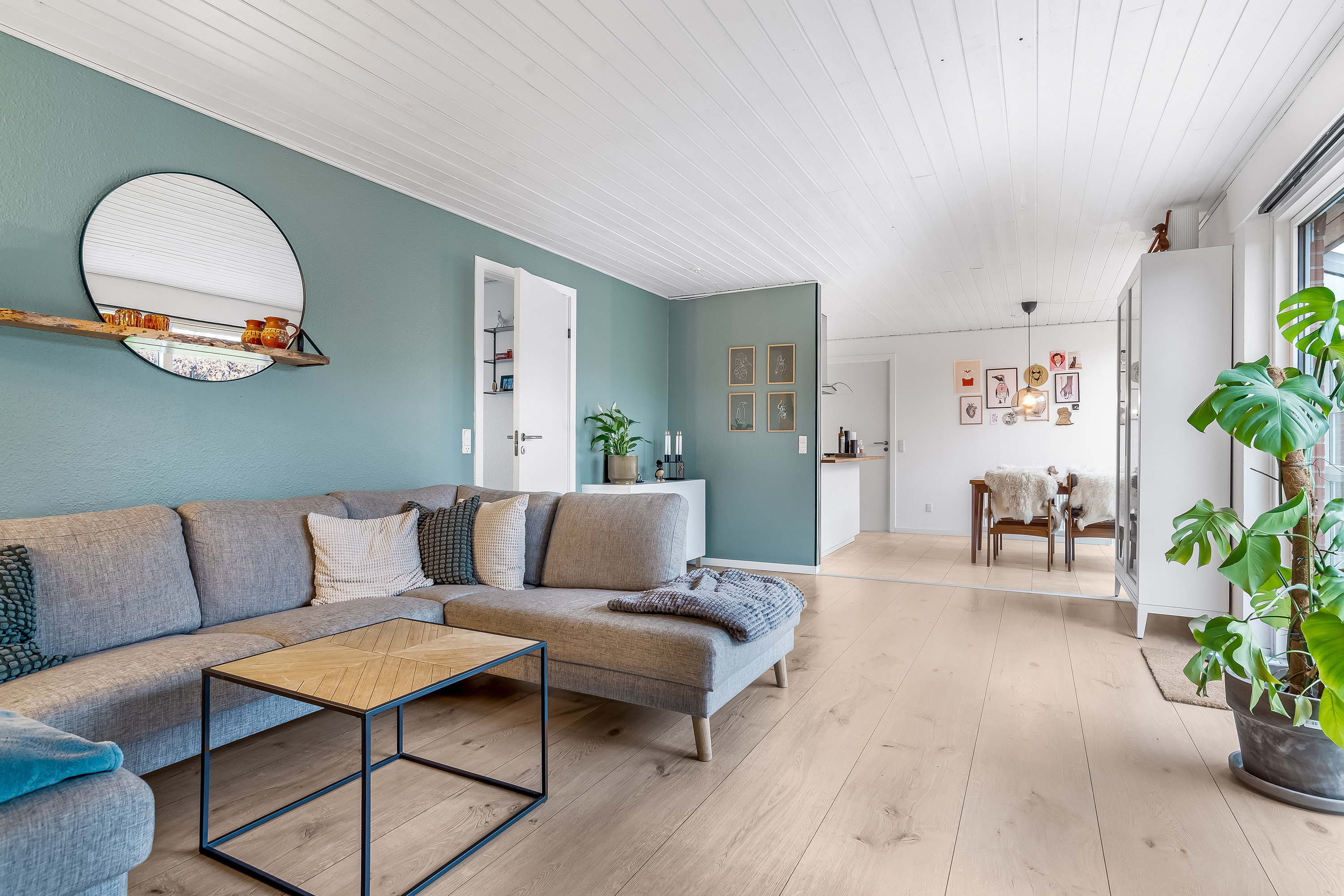 Fremhævet stue billede i fuldskærmstilstand. Billede af Meldgårdvej 47, 7500 Holstebro