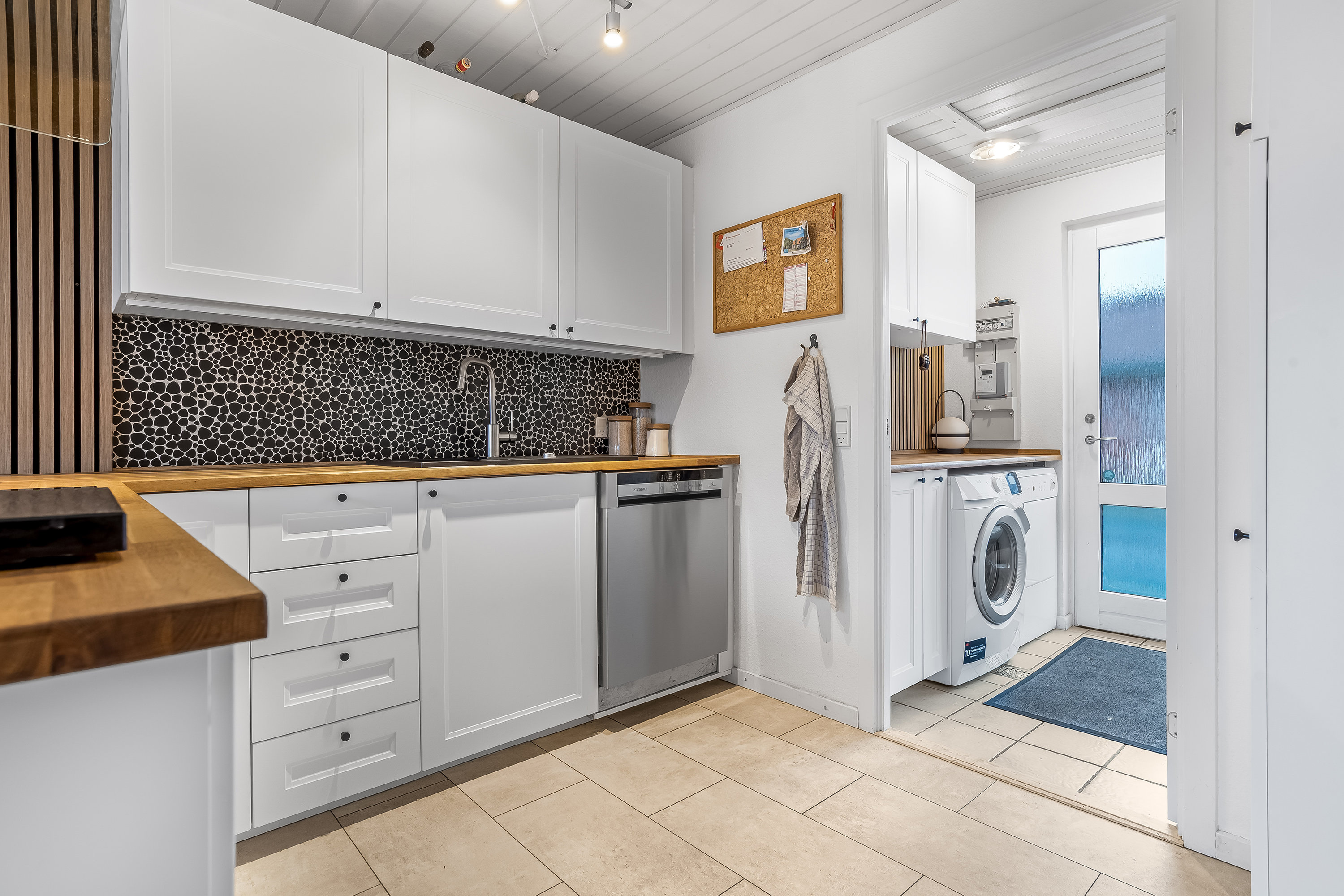 Fremhævet køkken billede i fuldskærmstilstand. Billede af Meldgårdvej 47, 7500 Holstebro