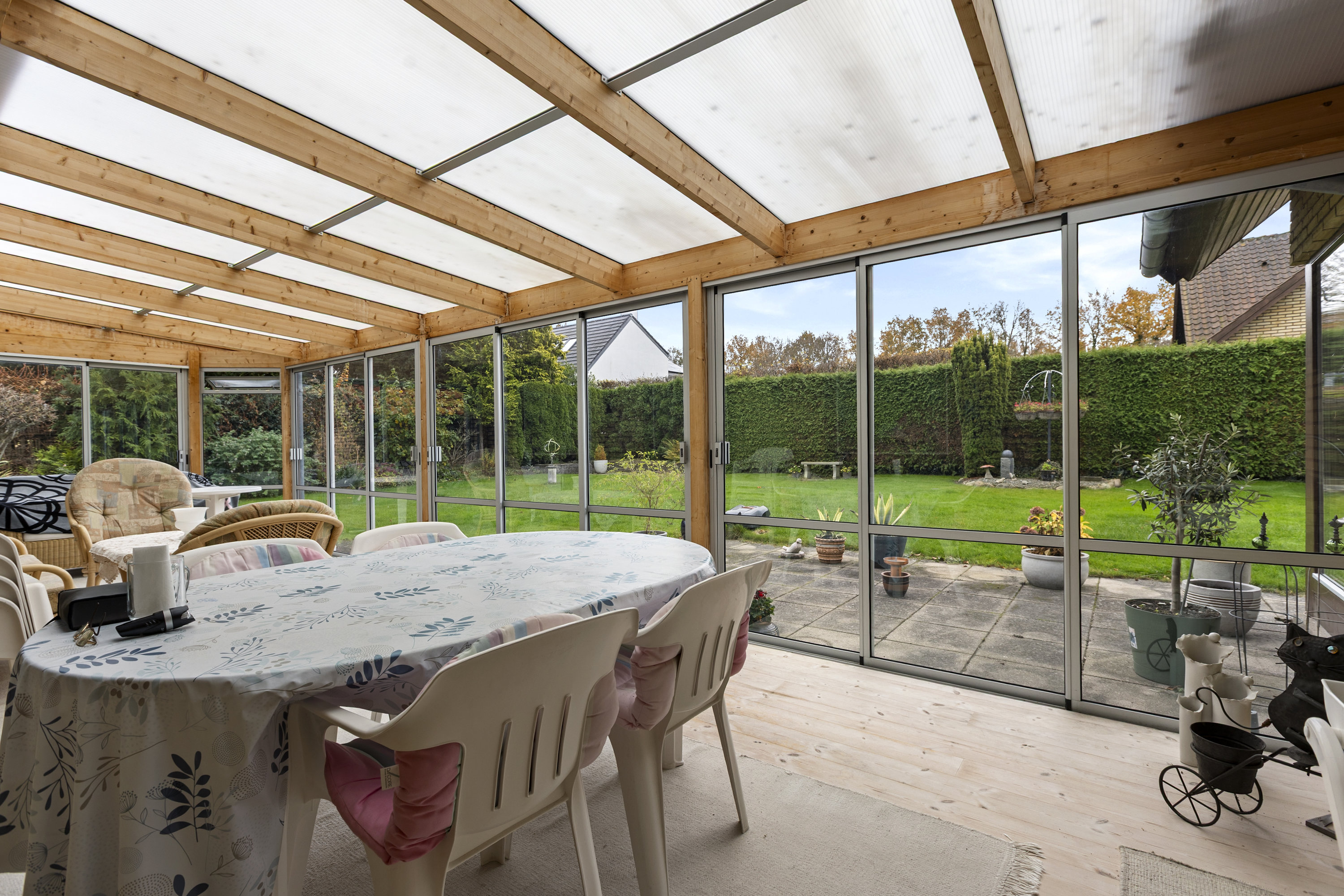 Fremhævet udestue billede i fuldskærmstilstand. Billede af Lillevangsparken 13, 4200 Slagelse