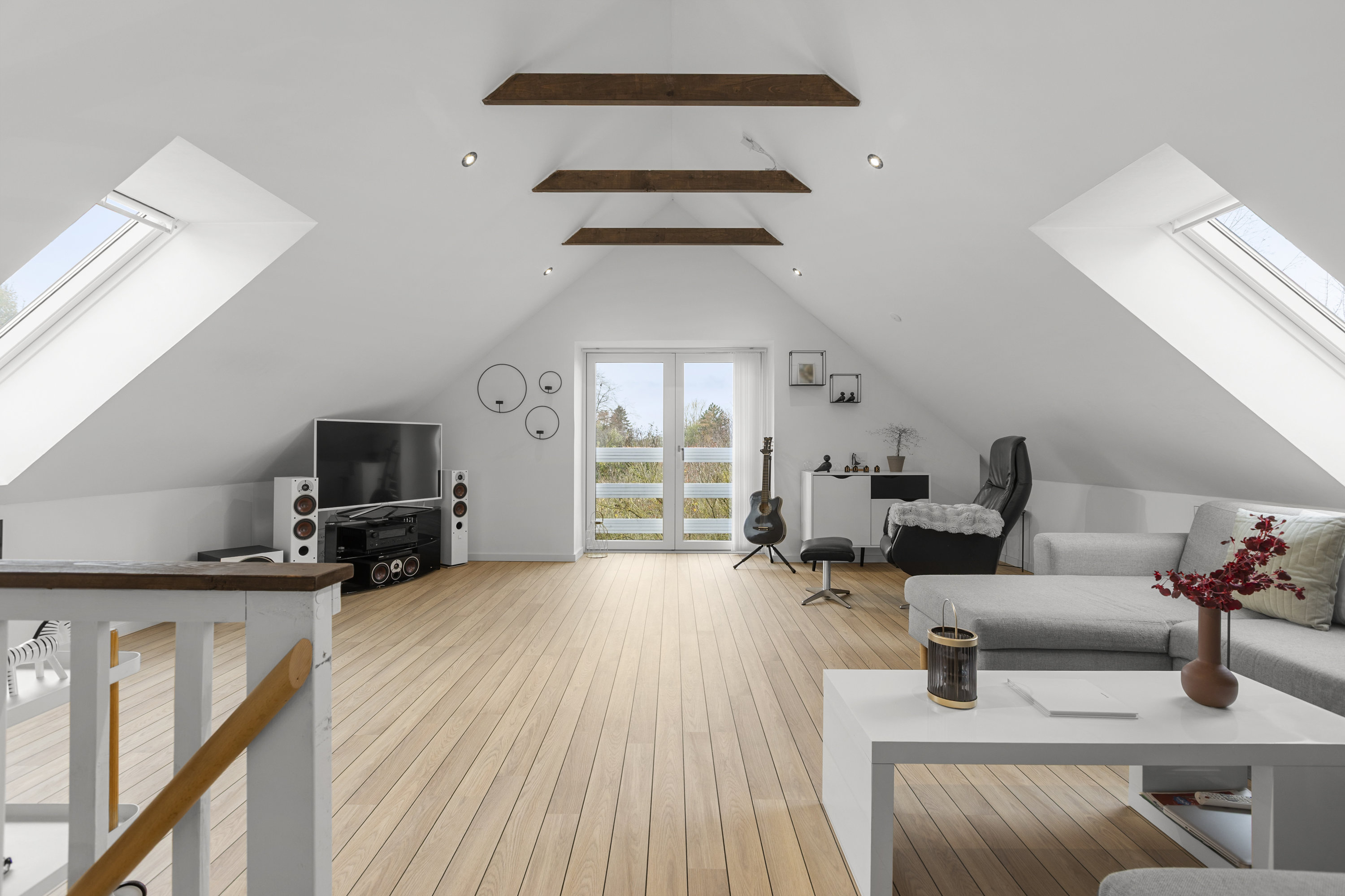 Fremhævet stue billede i fuldskærmstilstand. Billede af Lillevangsvej 16, 4200 Slagelse