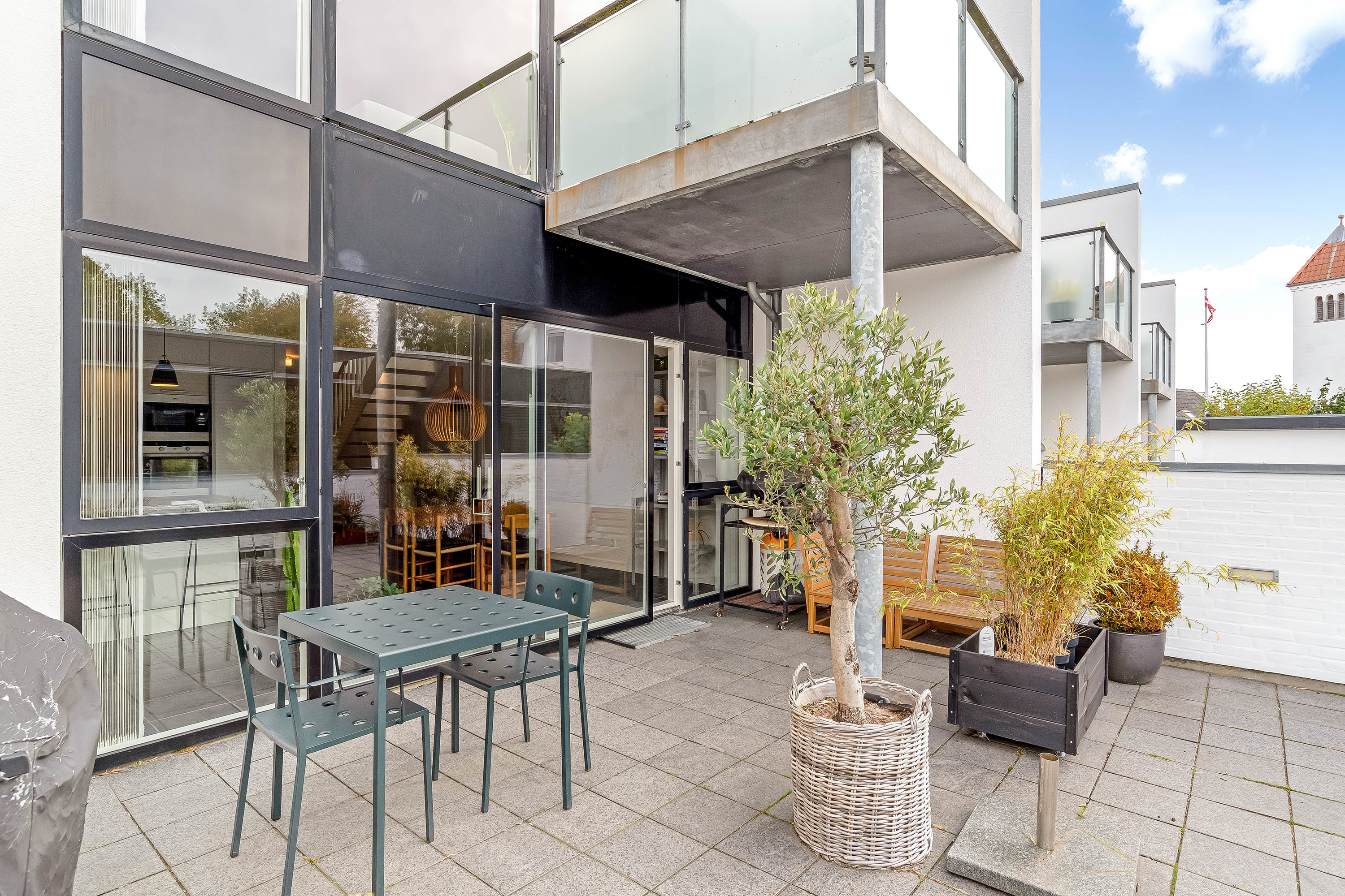 Fremhævet gårdhave billede i fuldskærmstilstand. Billede af Skolegade 37C, 7500 Holstebro