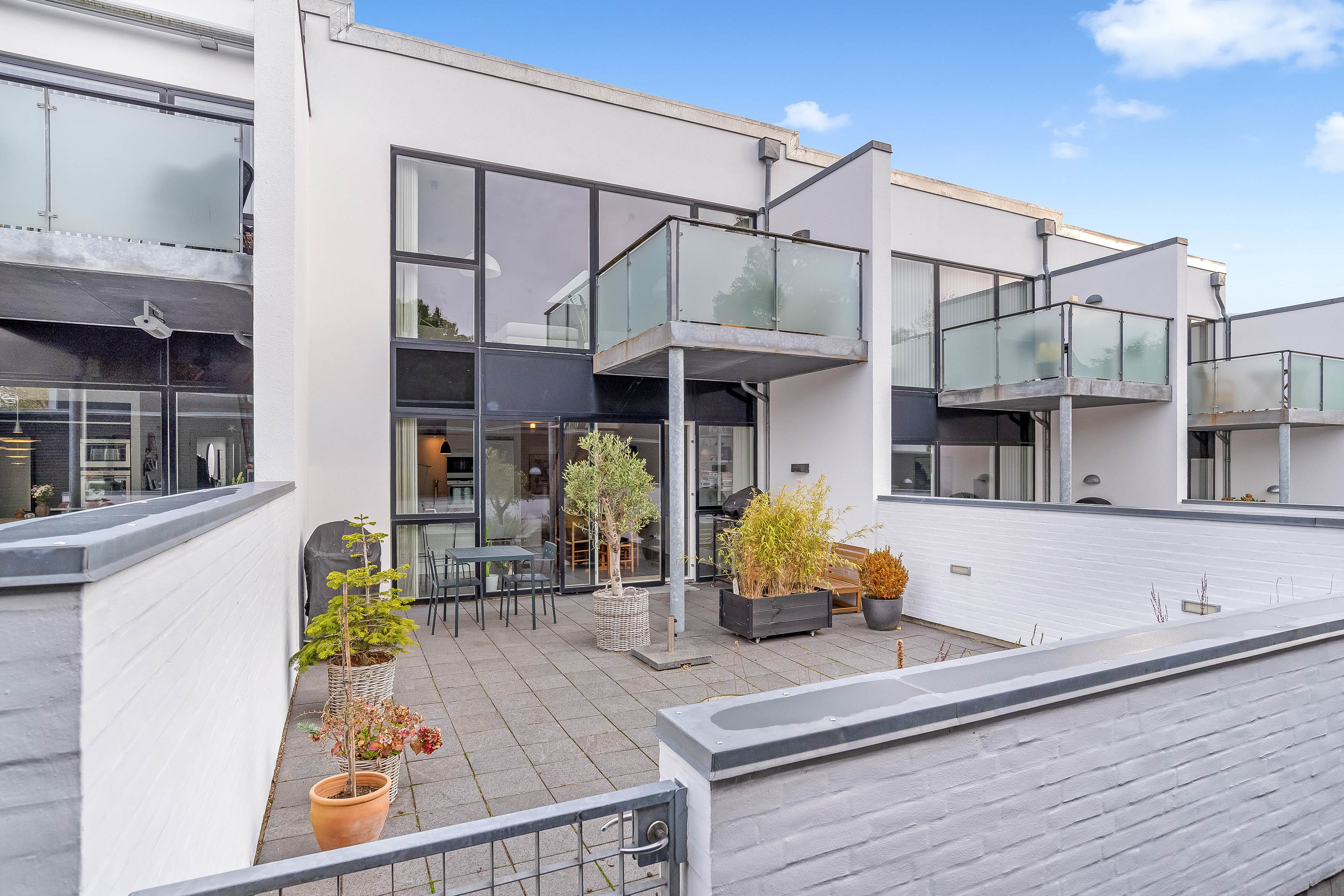 Fremhævet gårdhave billede i fuldskærmstilstand. Billede af Skolegade 37C, 7500 Holstebro