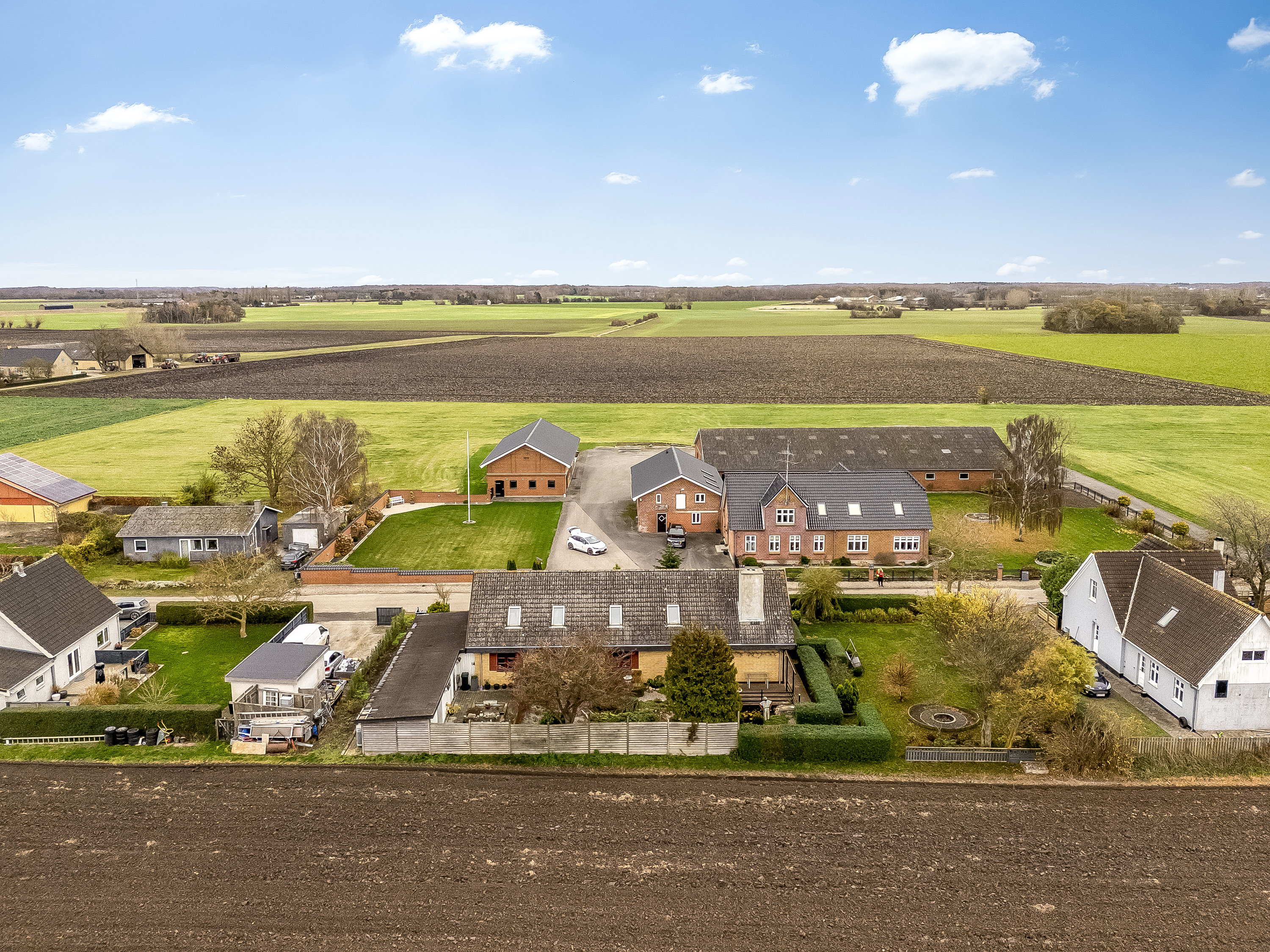 Fremhævet luftfoto billede i fuldskærmstilstand. Billede af Øster Nordlundevej 9A, 4900 Nakskov