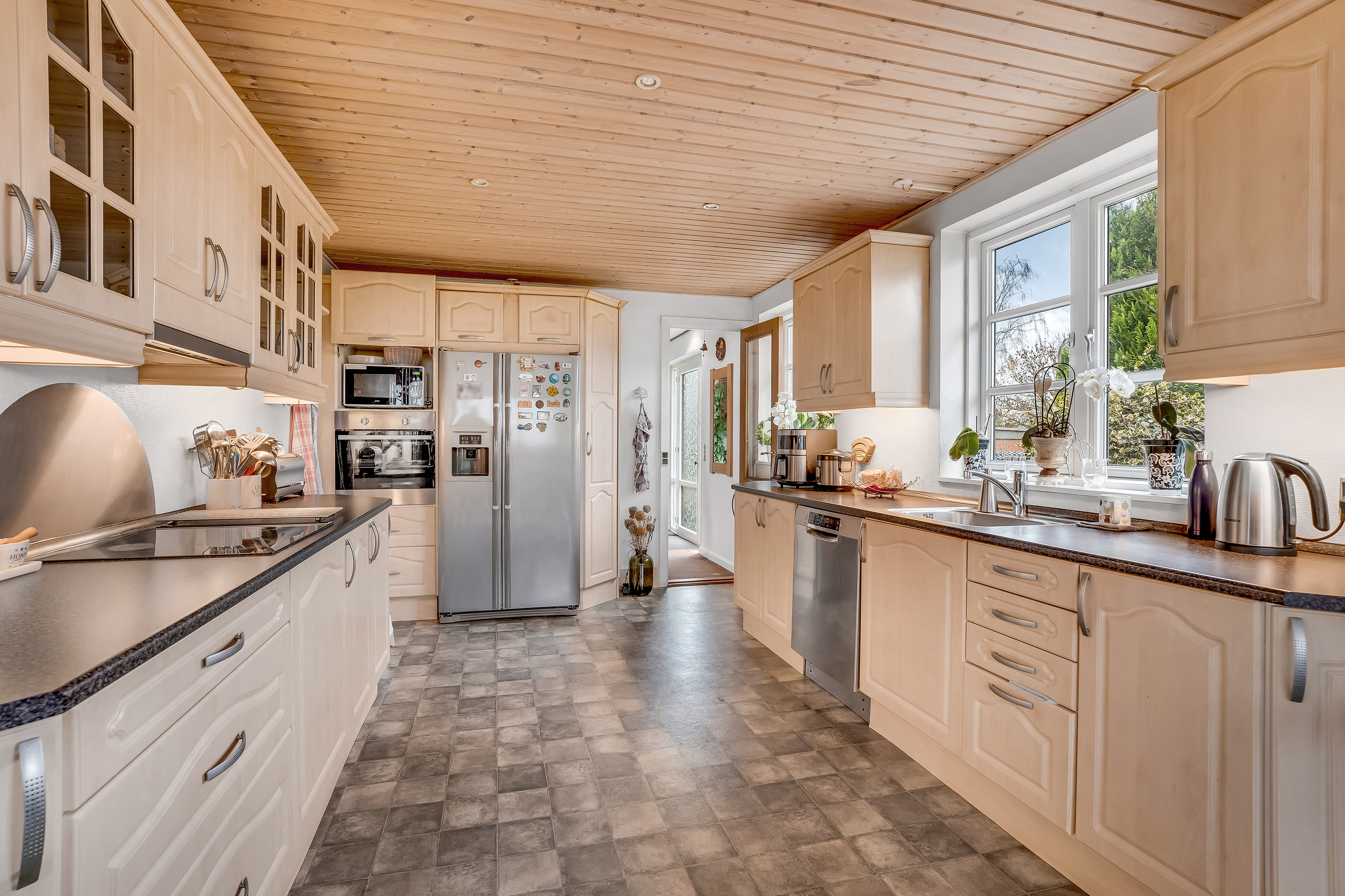 Fremhævet køkken billede i fuldskærmstilstand. Billede af Øster Nordlundevej 9A, 4900 Nakskov