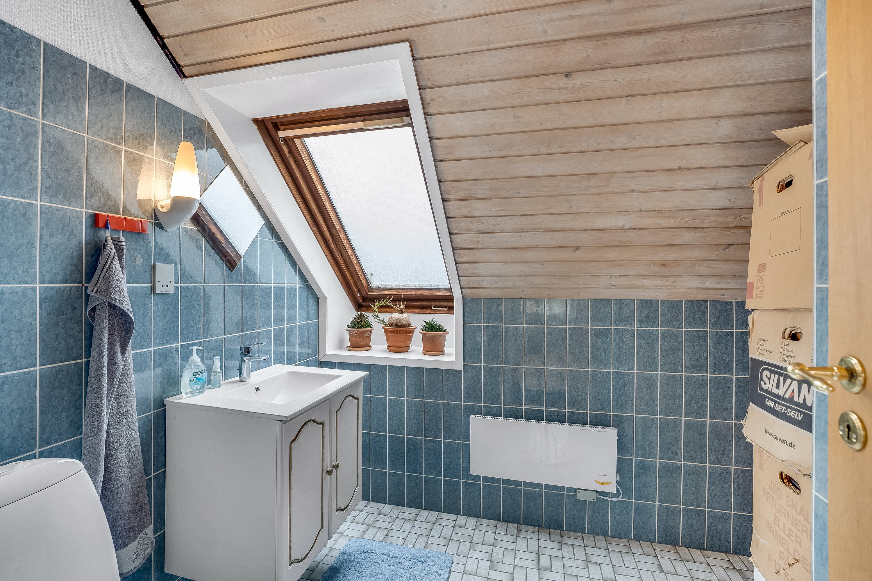 Fremhævet badeværelse billede i fuldskærmstilstand. Billede af Øster Nordlundevej 9A, 4900 Nakskov