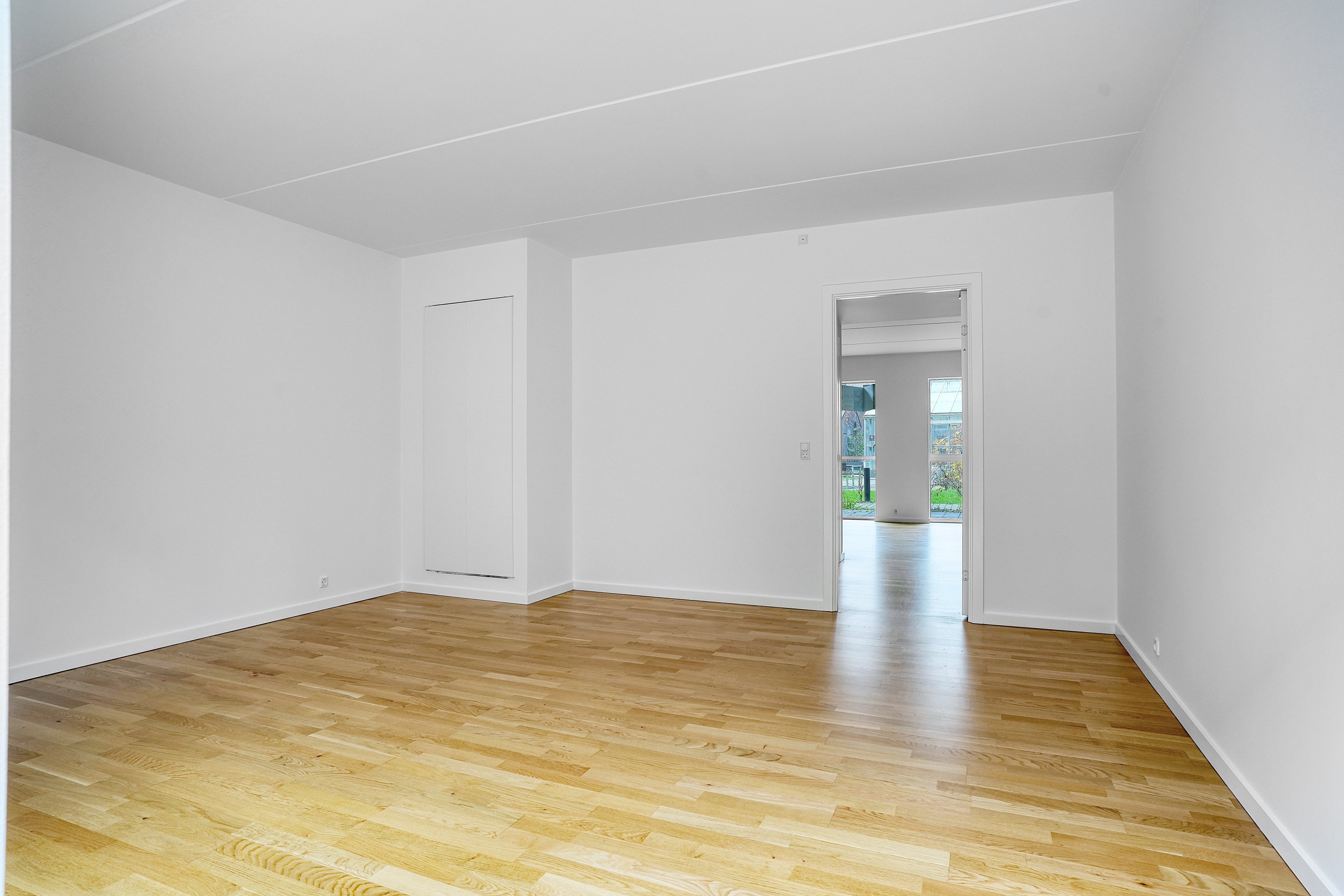 Fremhævet værelse billede i fuldskærmstilstand. Billede af Taffelæblevej 4, st.. th., 2500 Valby