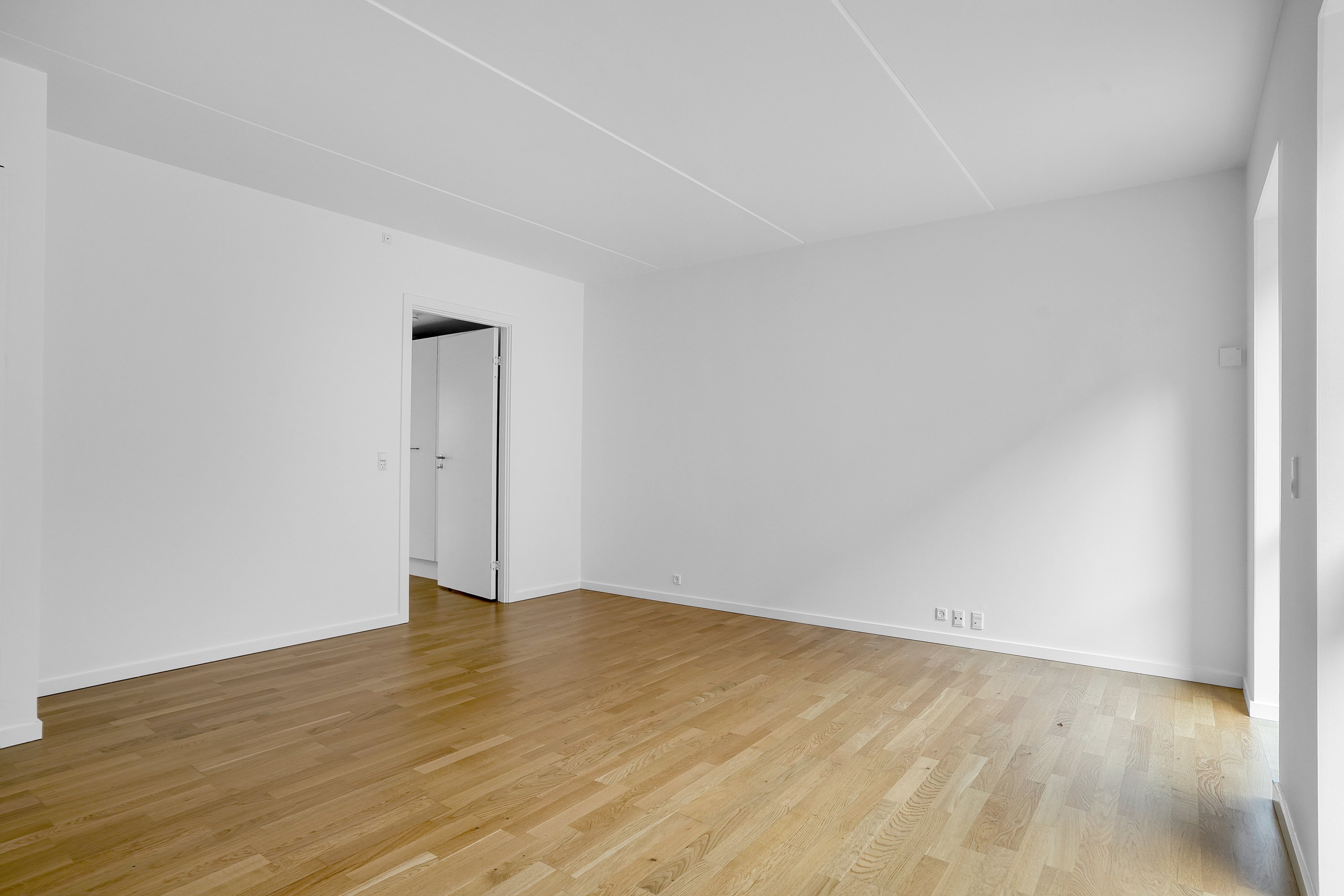 Fremhævet stue billede i fuldskærmstilstand. Billede af Taffelæblevej 4, st.. th., 2500 Valby