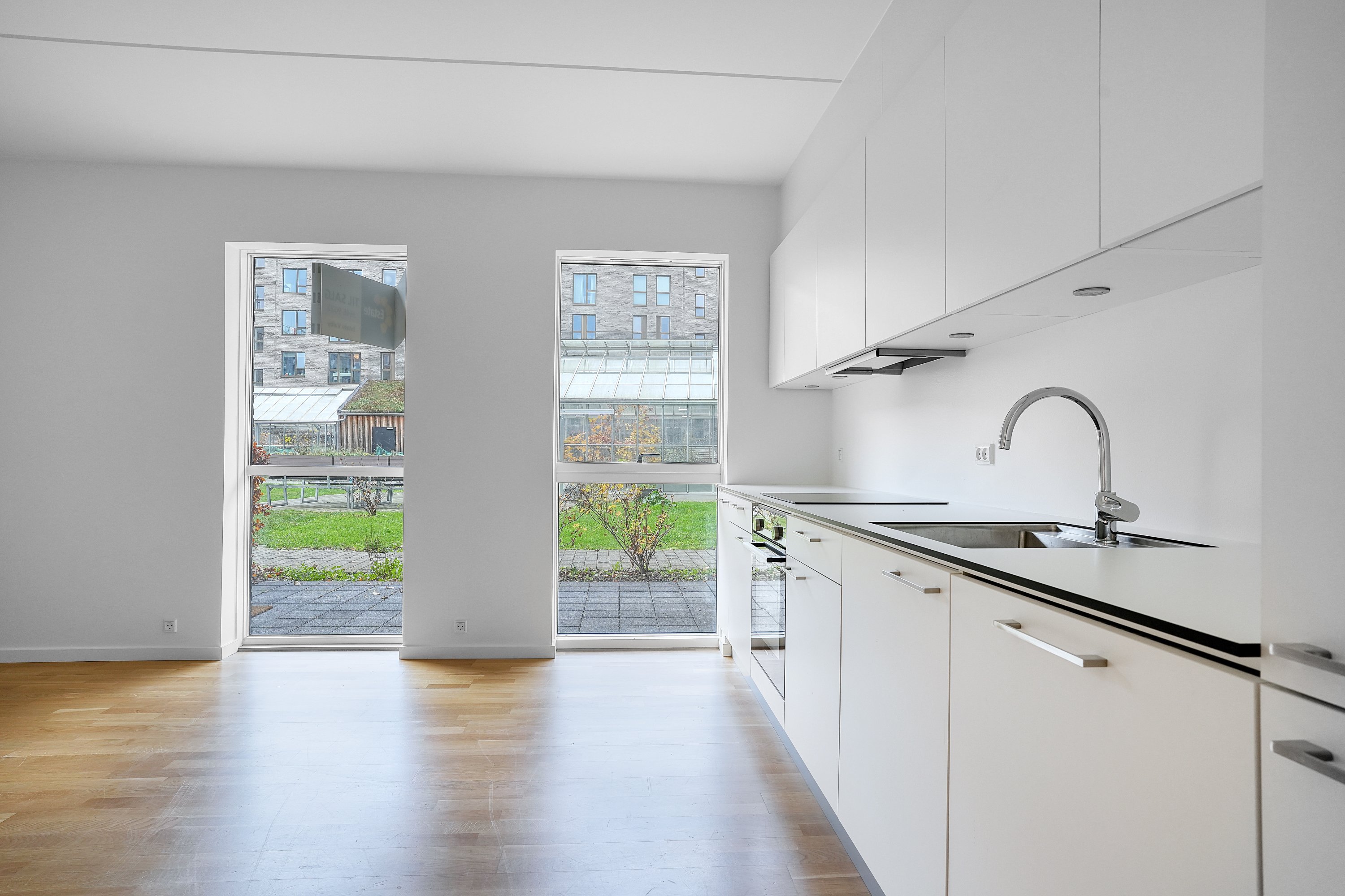 Fremhævet køkken billede i fuldskærmstilstand. Billede af Taffelæblevej 4, st.. th., 2500 Valby