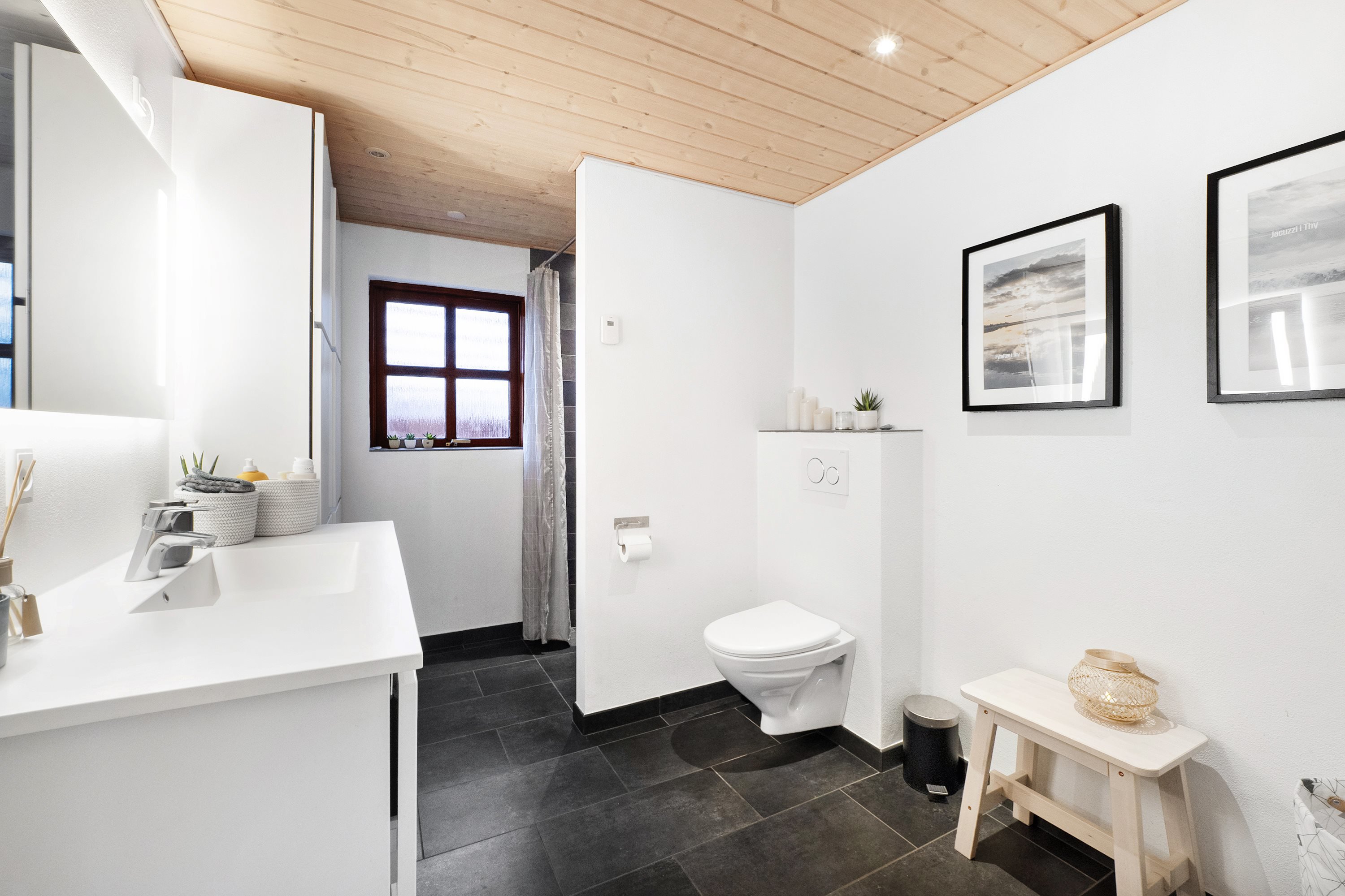 Fremhævet  billede i fuldskærmstilstand. Billede af Krovej 39, Klitmøller, 7700 Thisted