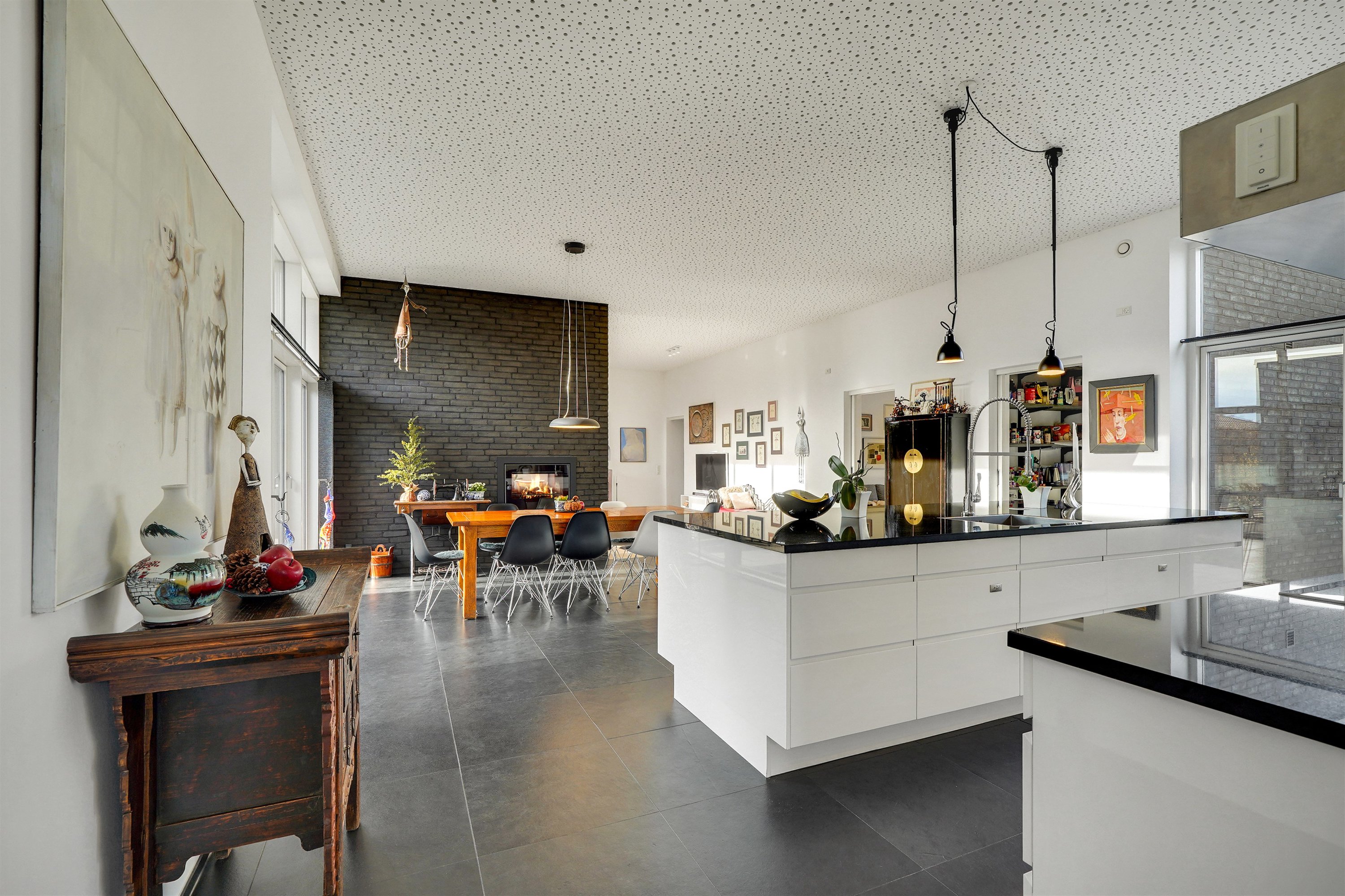 Fremhævet køkken billede i fuldskærmstilstand. Billede af Lillevang 38, 7190 Billund