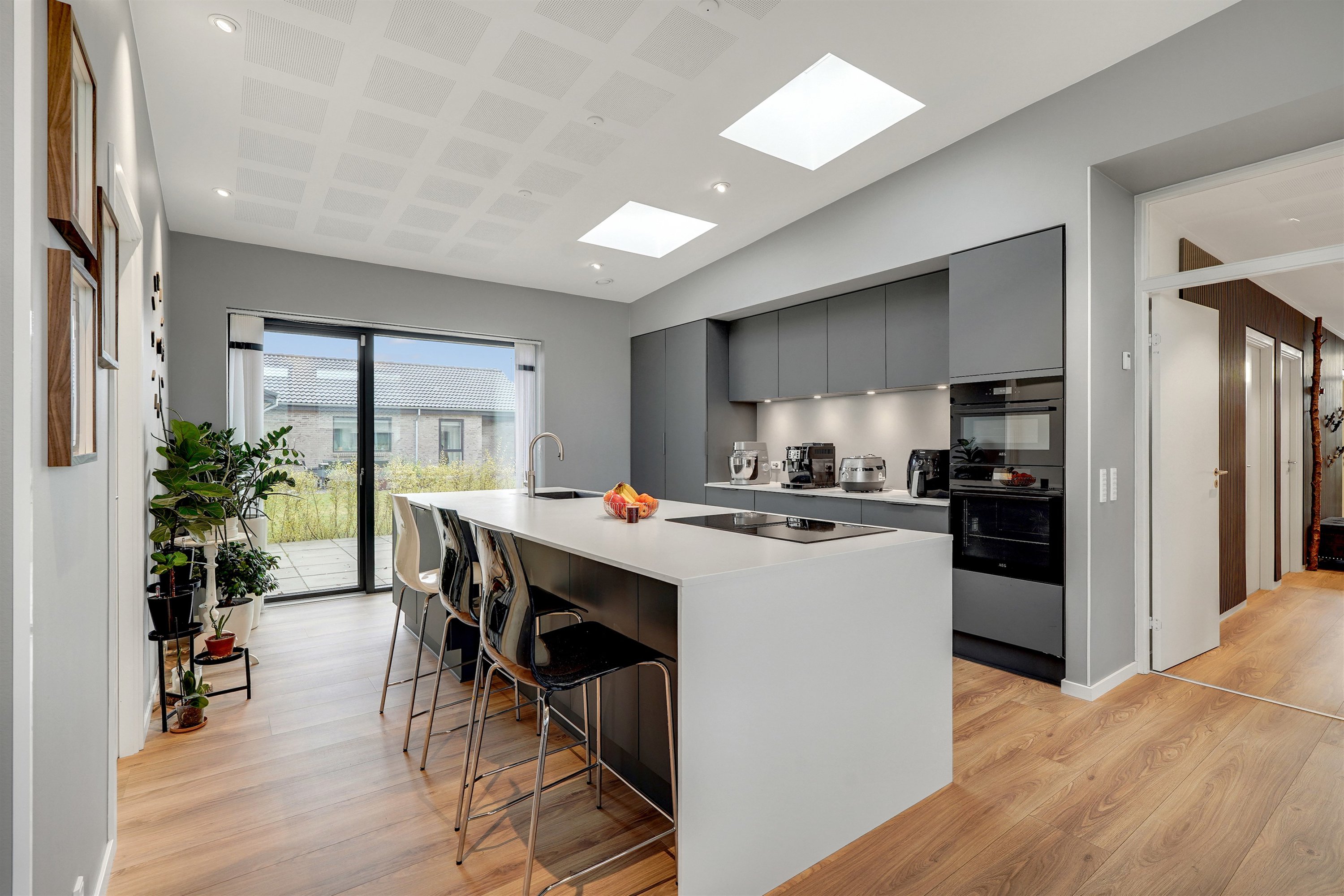 Miniaturebillede 2: køkken. Billede af Sommerfuglen 27, 7190 Billund