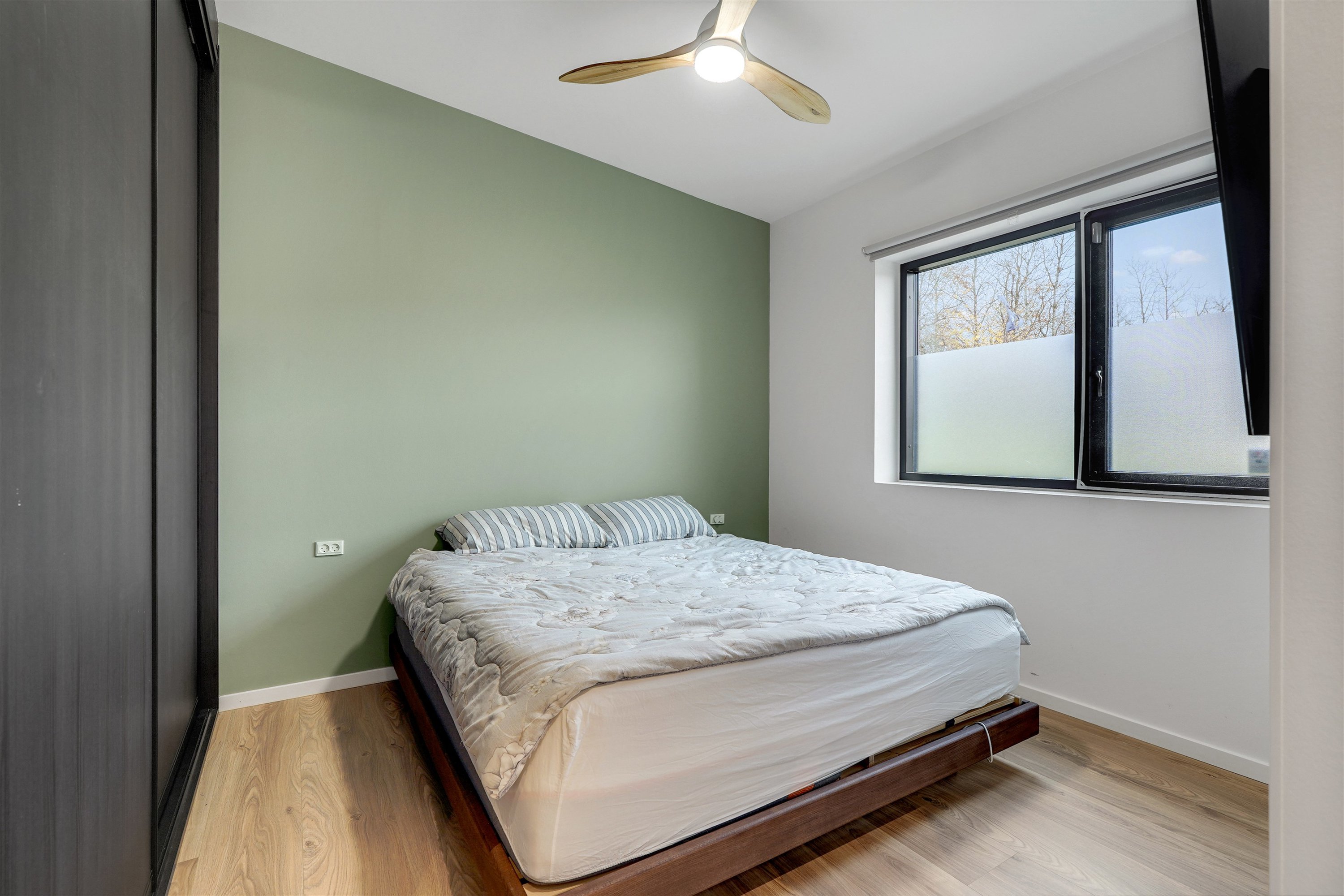 Fremhævet soveværelse billede i fuldskærmstilstand. Billede af Sommerfuglen 27, 7190 Billund