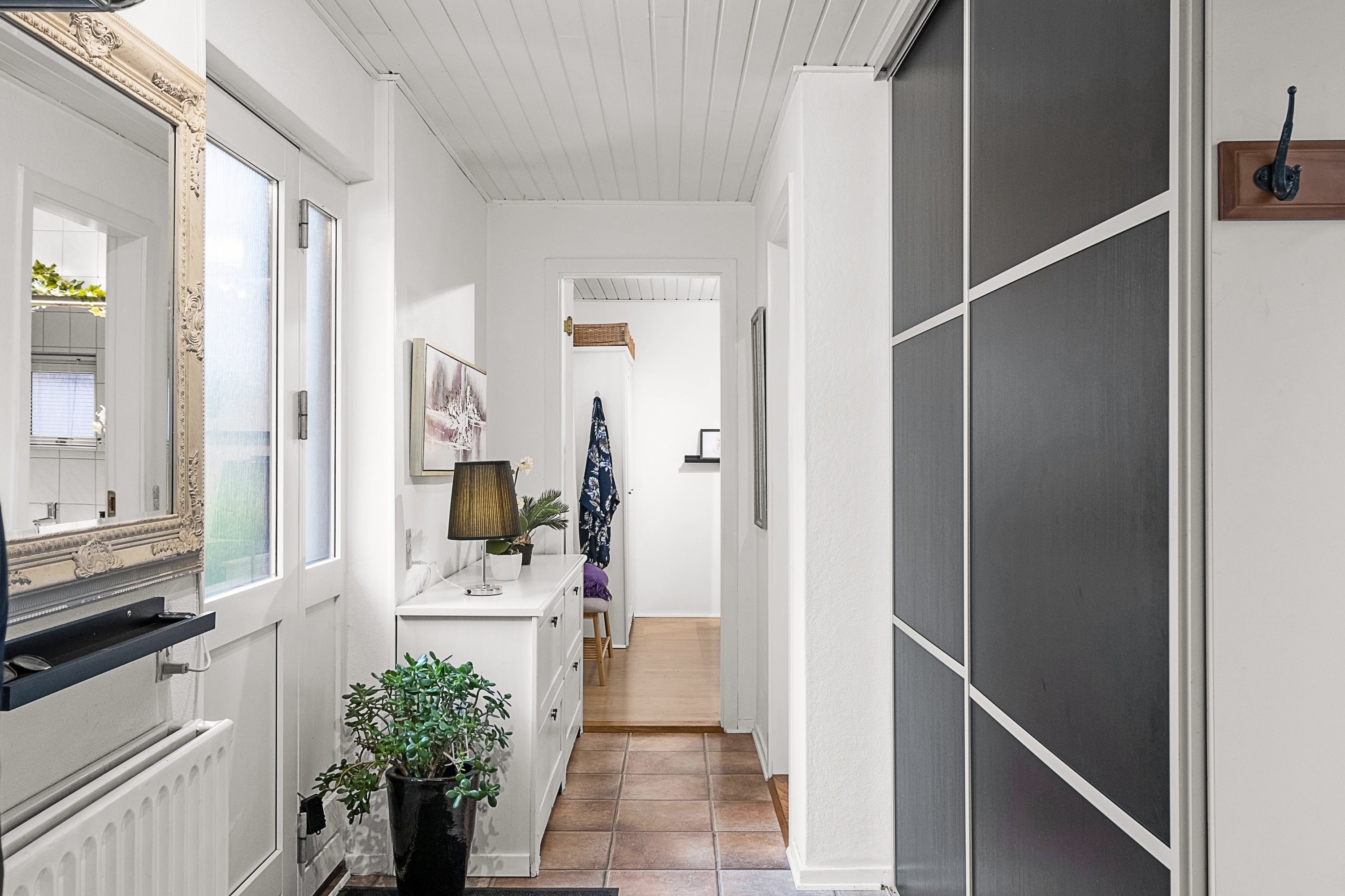 Fremhævet gang billede i fuldskærmstilstand. Billede af Clemensvej 7, Bendstrup, 8530 Hjortshøj