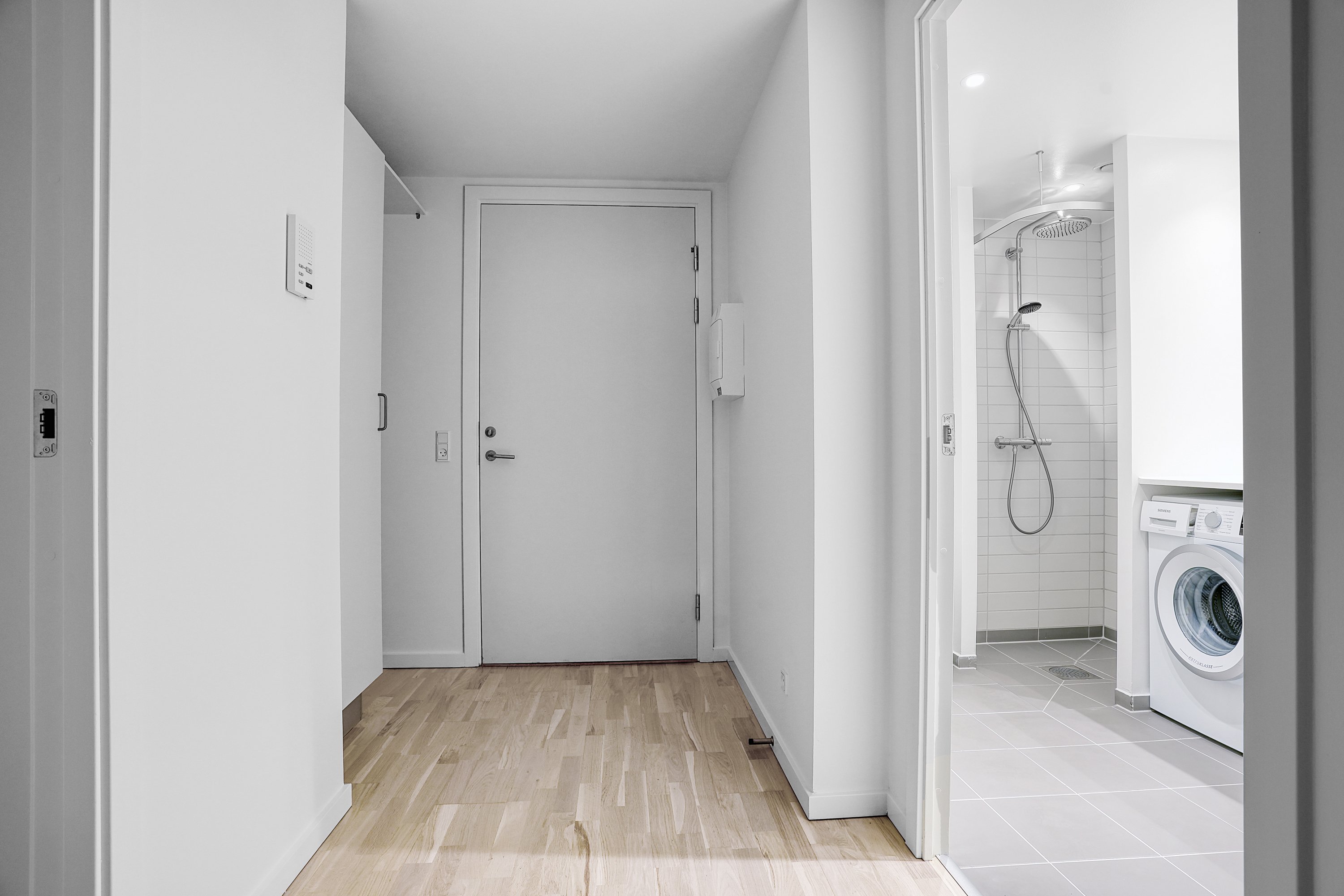 Fremhævet entré billede i fuldskærmstilstand. Billede af Carl Jacobsens Vej 14S, st.. tv., 2500 Valby