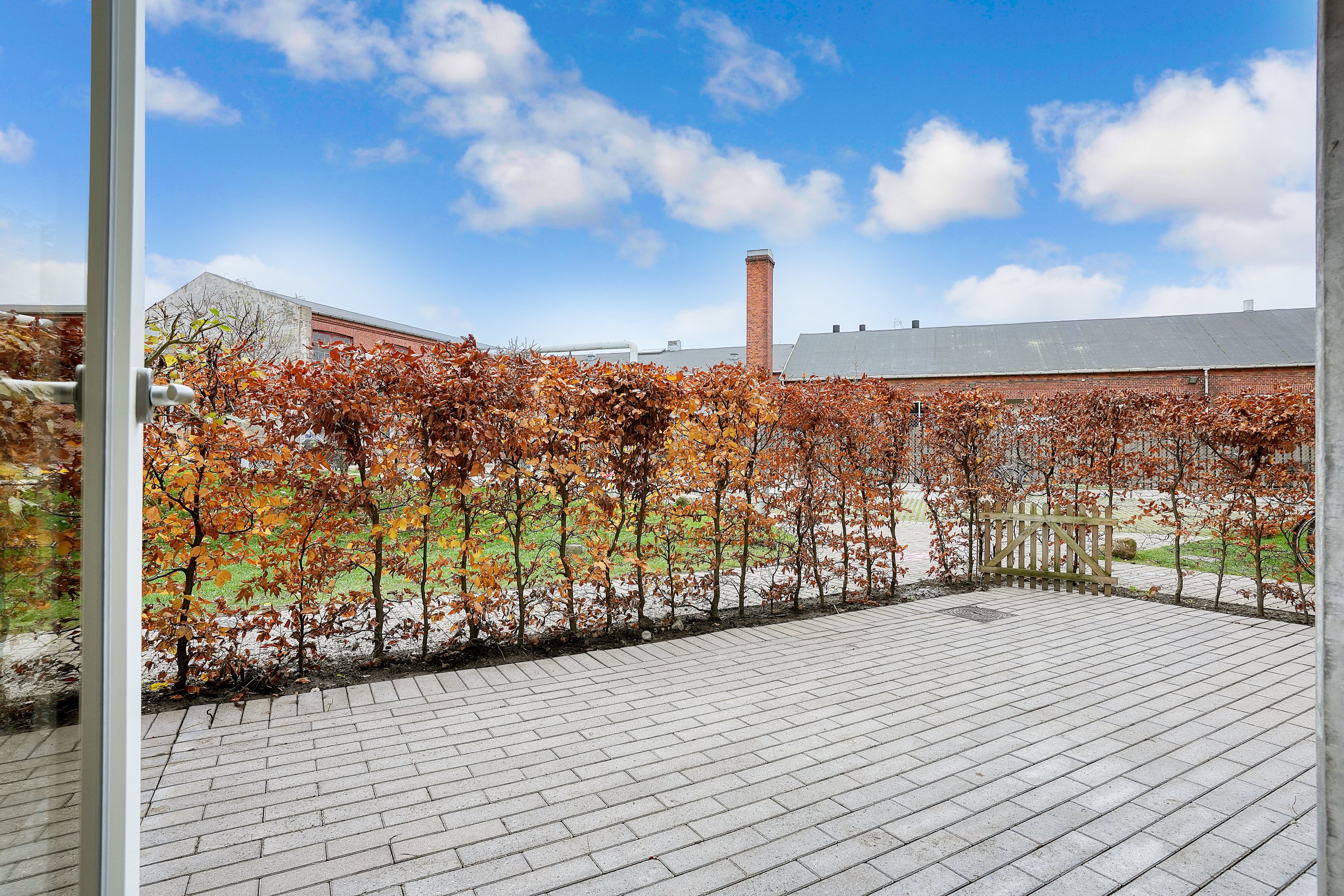 Miniaturebillede 1: terrasse. Billede af Carl Jacobsens Vej 14S, st.. tv., 2500 Valby