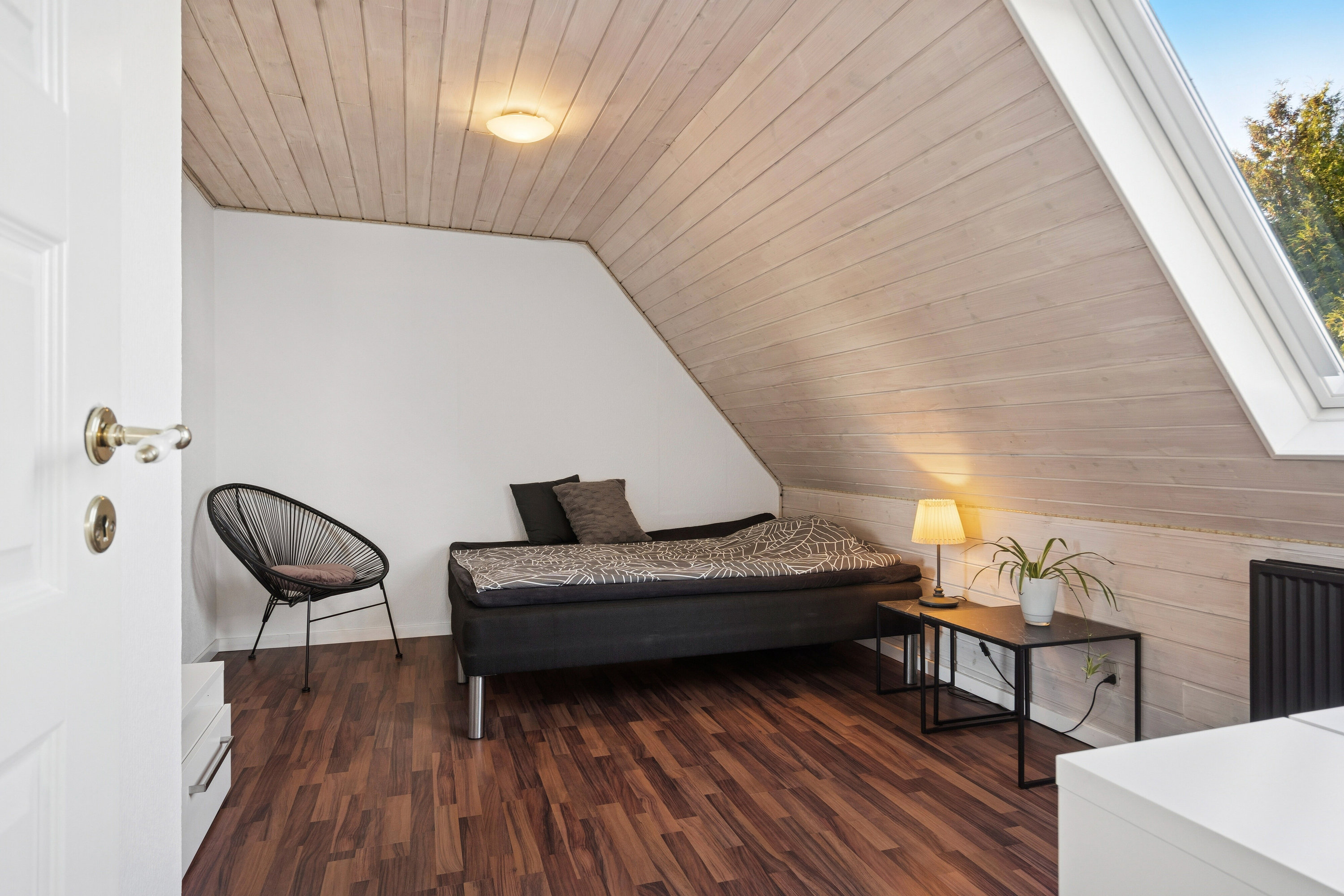 Fremhævet soveværelse billede i fuldskærmstilstand. Billede af Skovvejen 7, 6064 Jordrup