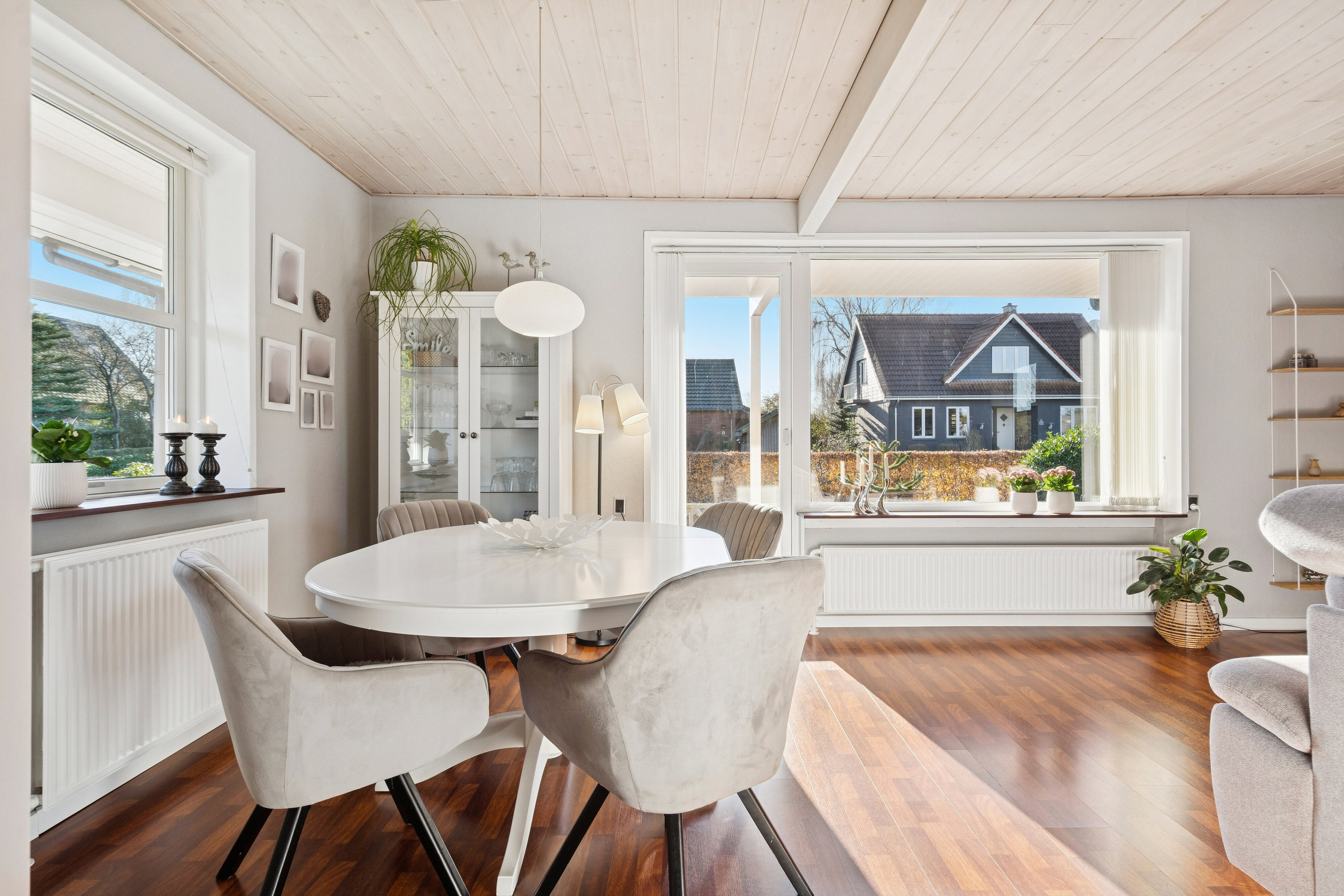 Fremhævet spisestue billede i fuldskærmstilstand. Billede af Skovvejen 7, 6064 Jordrup