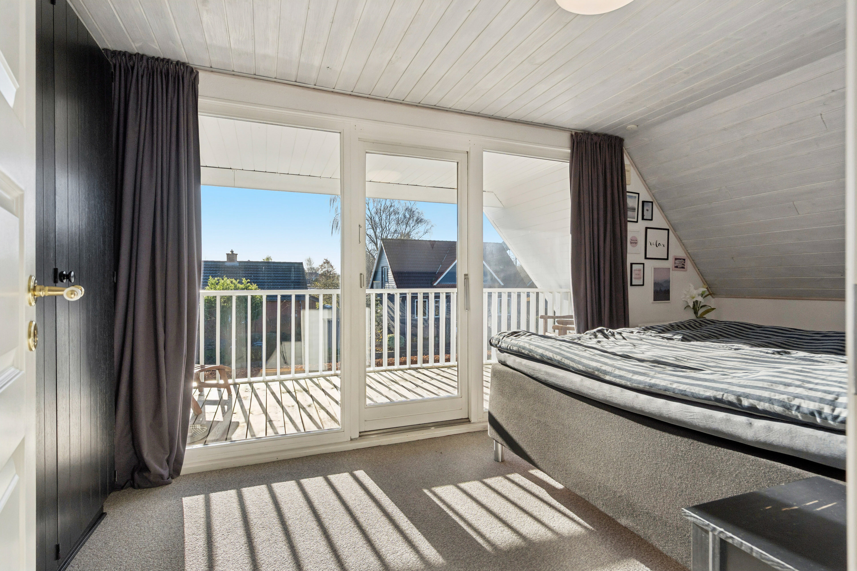 Fremhævet soveværelse billede i fuldskærmstilstand. Billede af Skovvejen 7, 6064 Jordrup